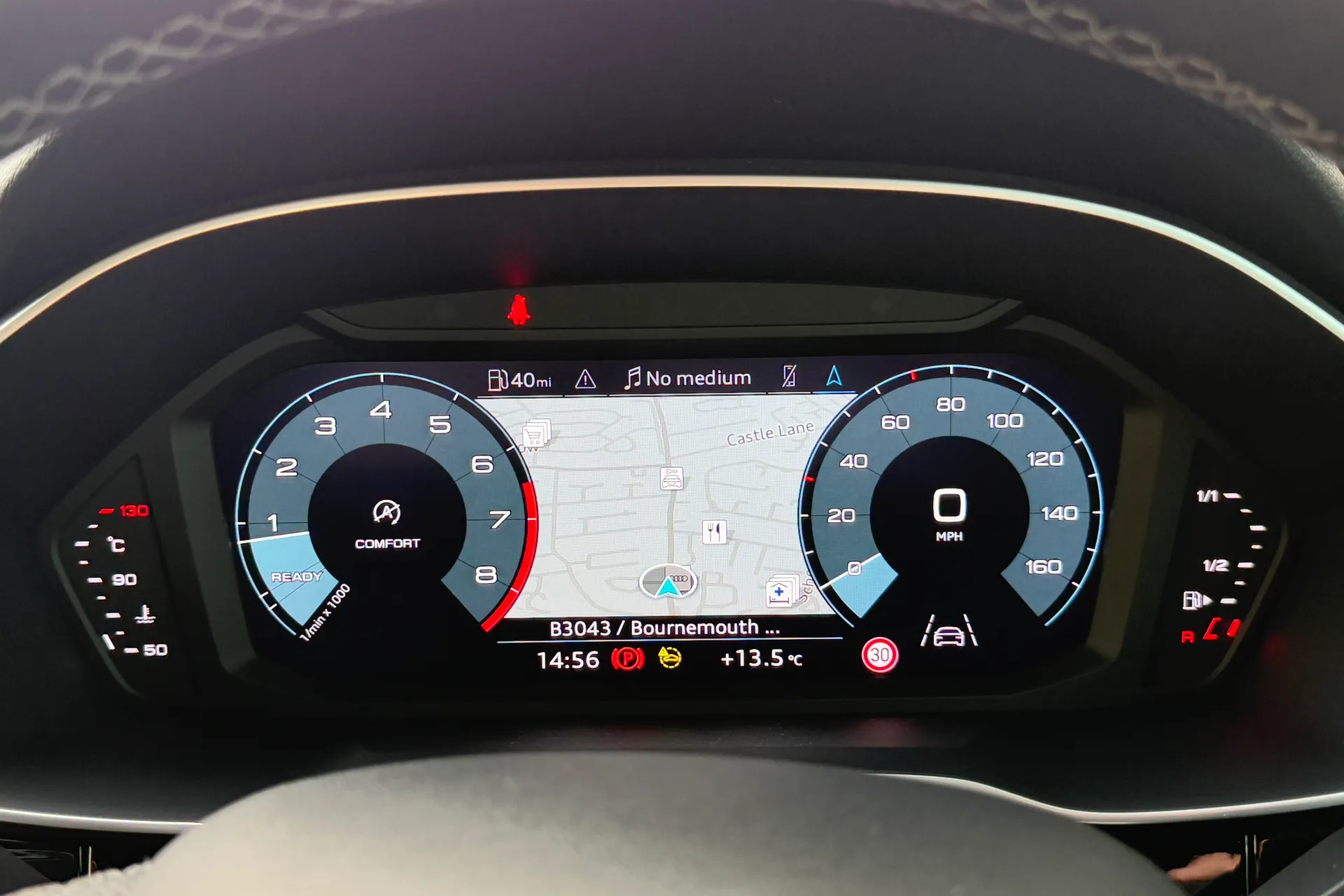 Audi Q3 thumbnail image number 5