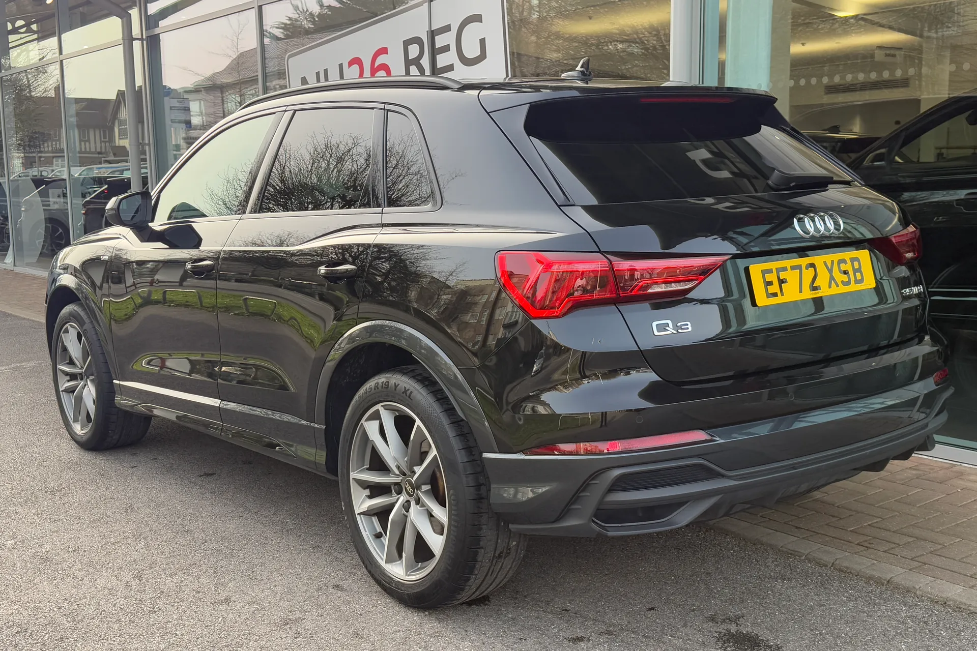 Audi Q3 thumbnail image number 7