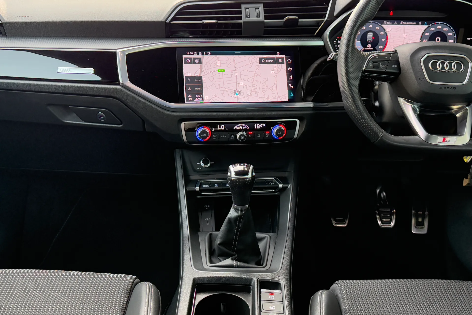 Audi Q3 thumbnail image number 41