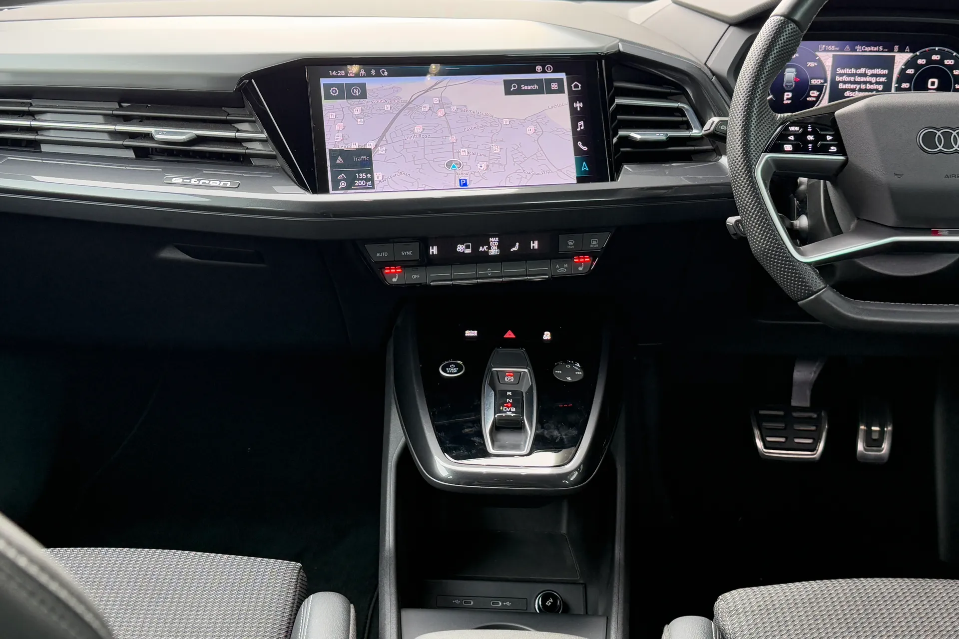 Audi Q4 thumbnail image number 39