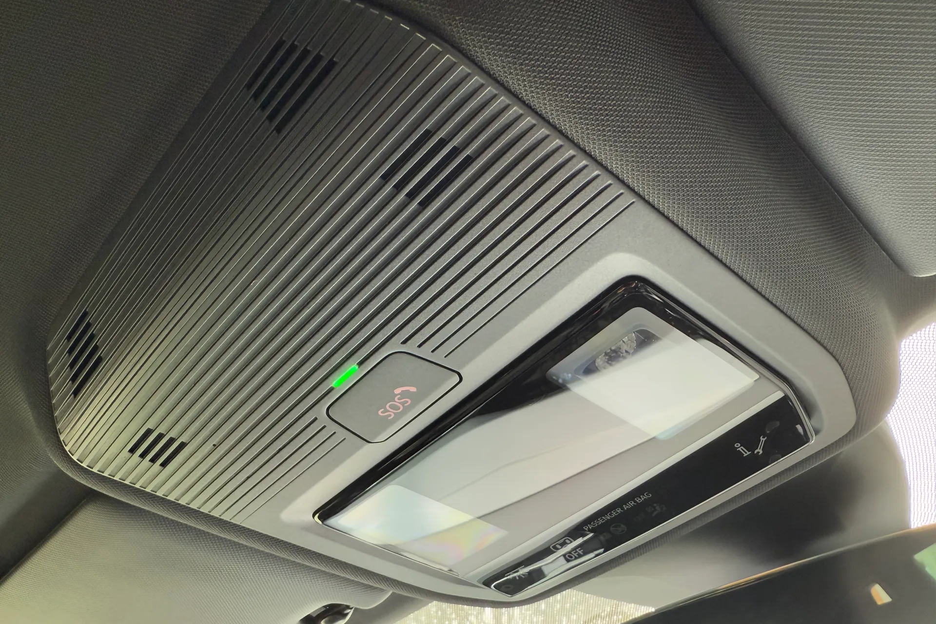 Audi Q4 thumbnail image number 27