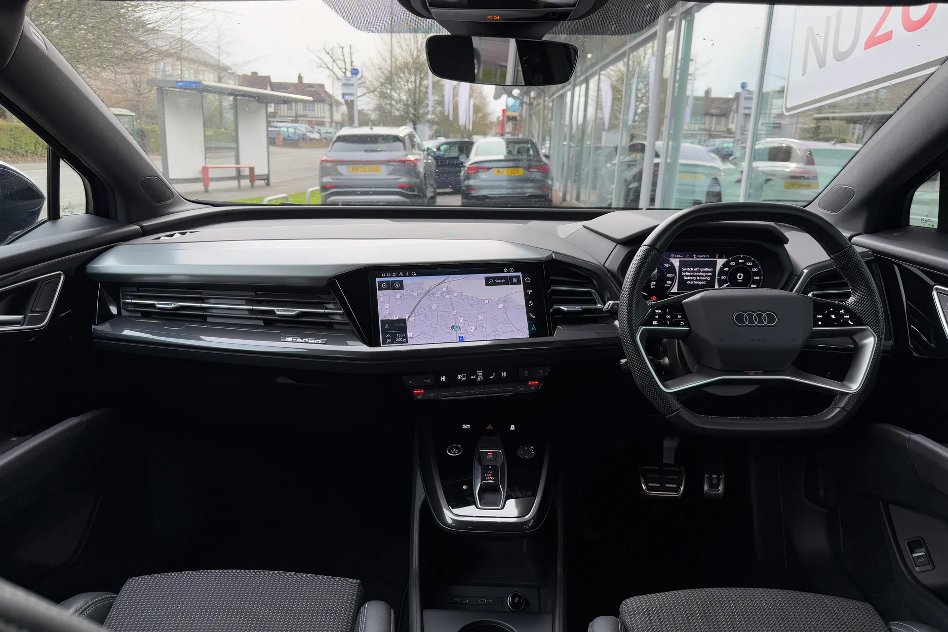 Audi Q4 thumbnail image number 3