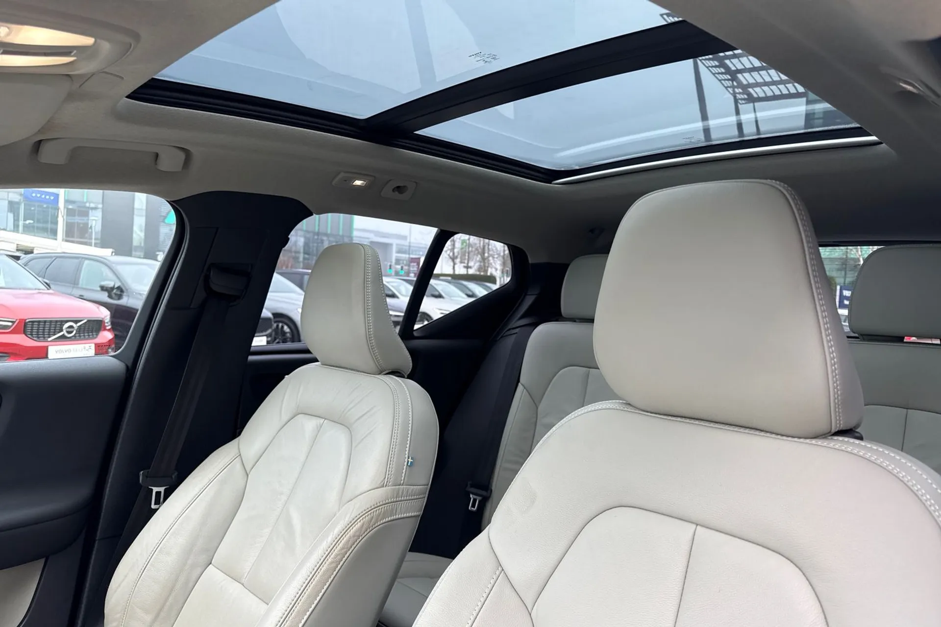 Volvo XC40 thumbnail image number 29