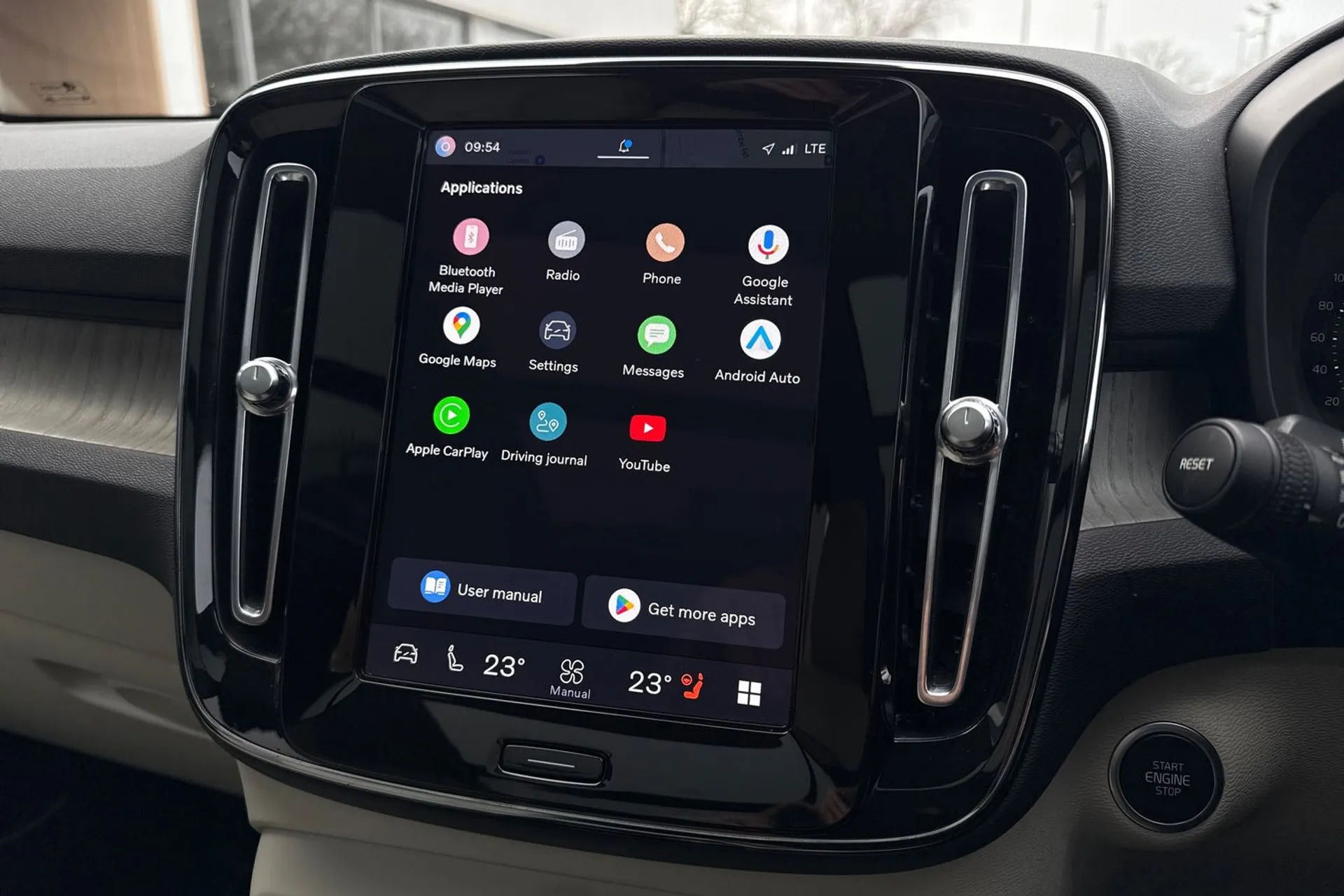 Volvo XC40 thumbnail image number 41