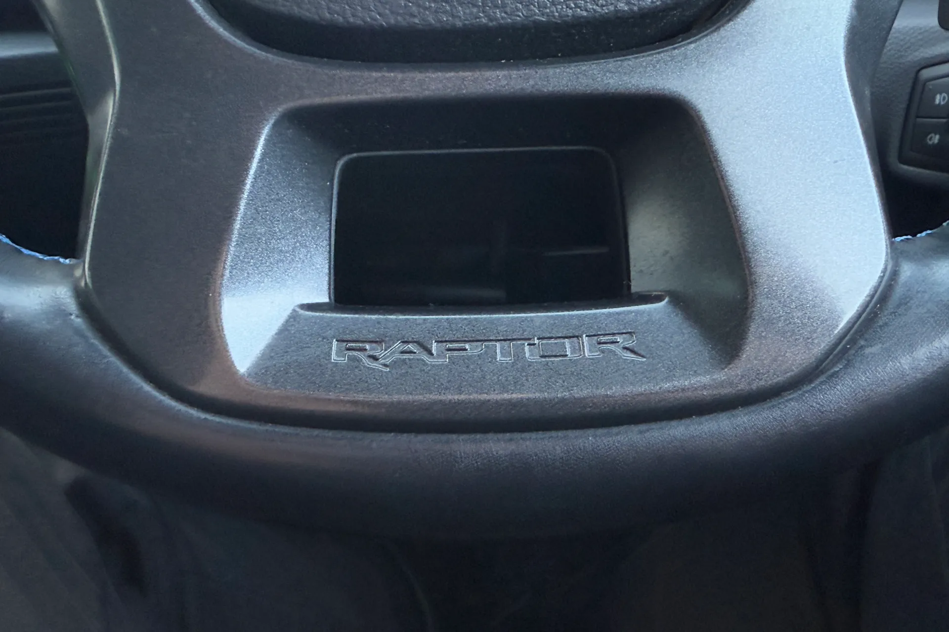 FORD RANGER thumbnail image number 10