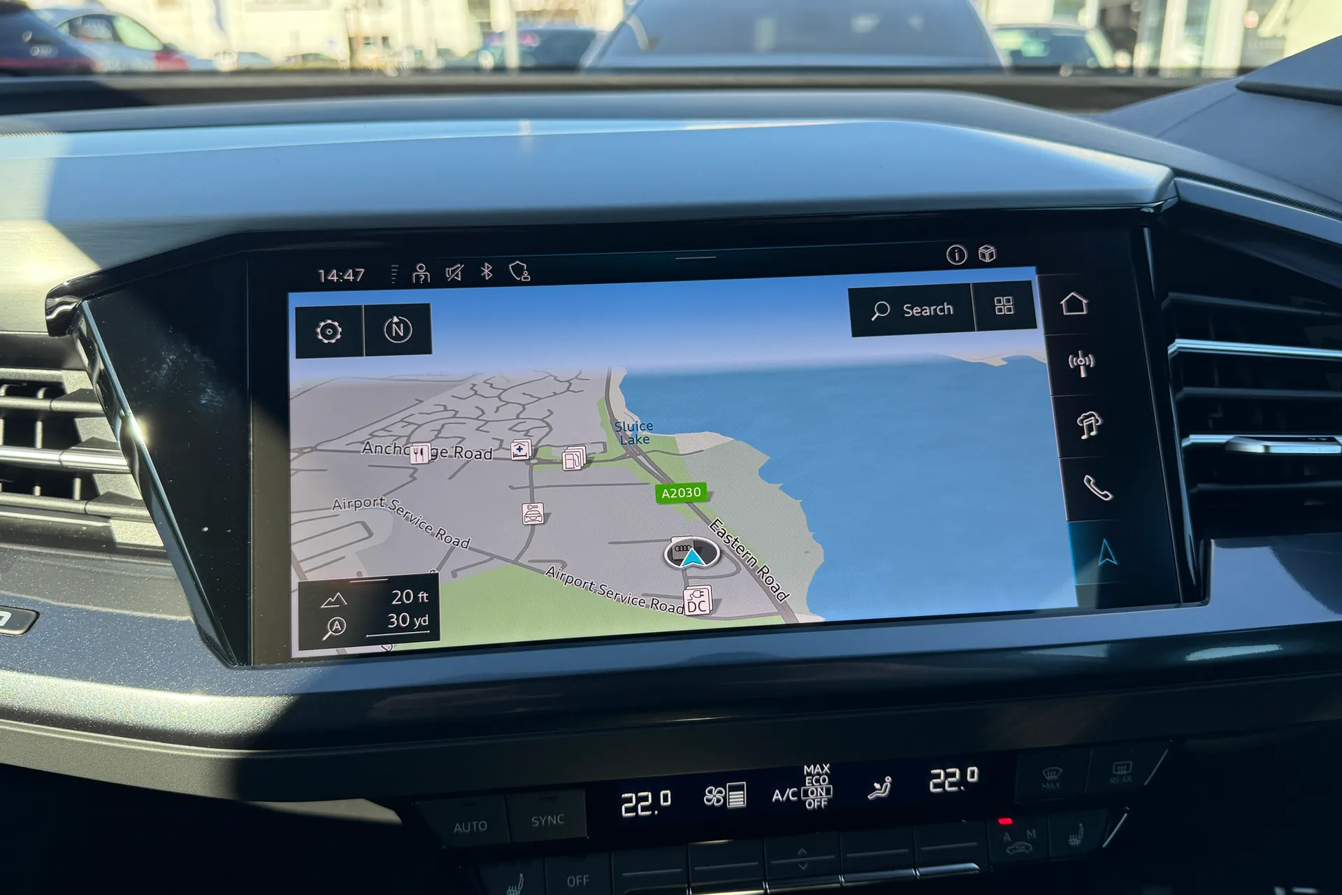 Audi Q4 e-tron thumbnail image number 6