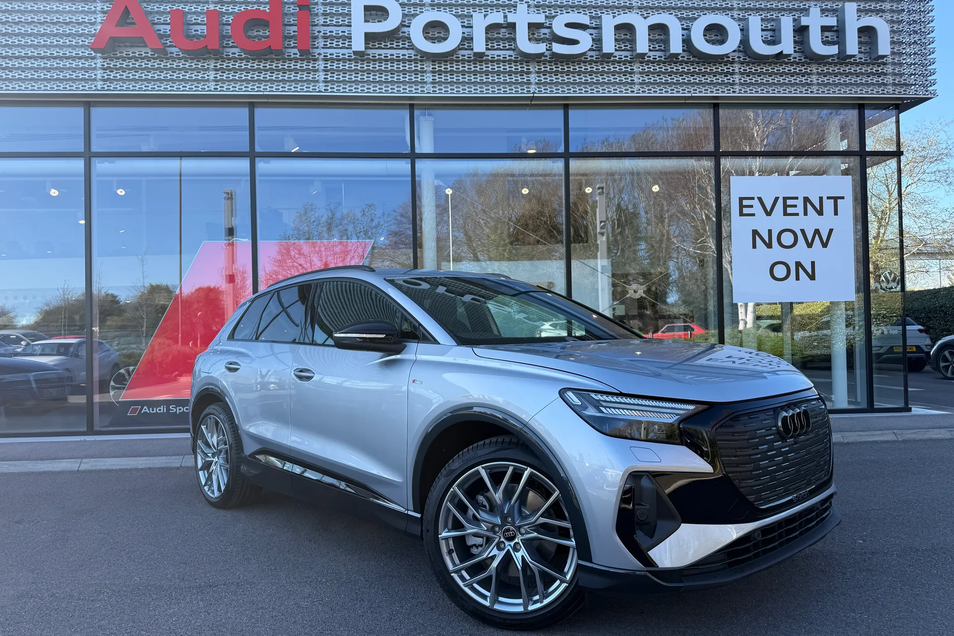 Audi Q4 e-tron focused image