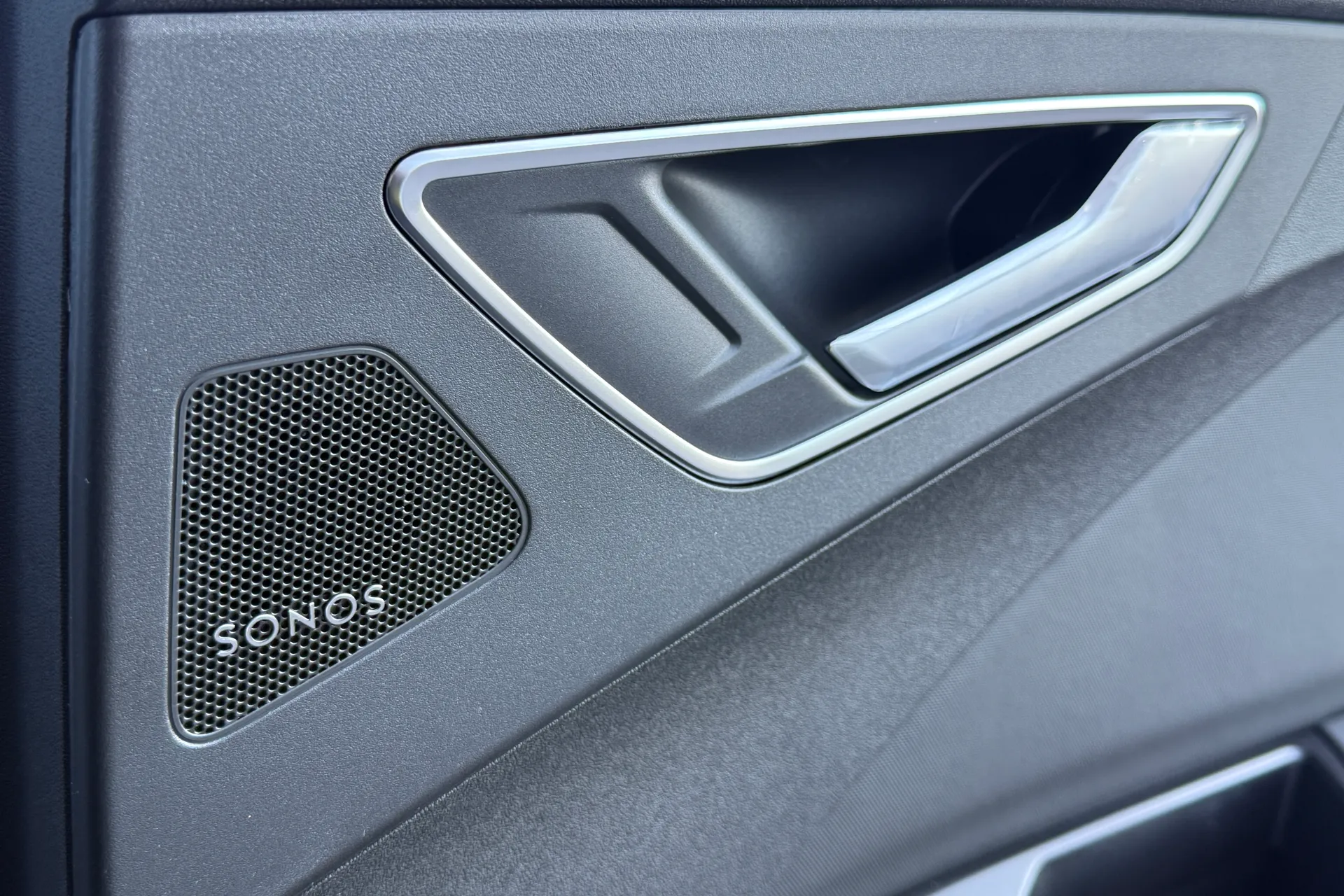 Audi Q4 e-tron thumbnail image number 34