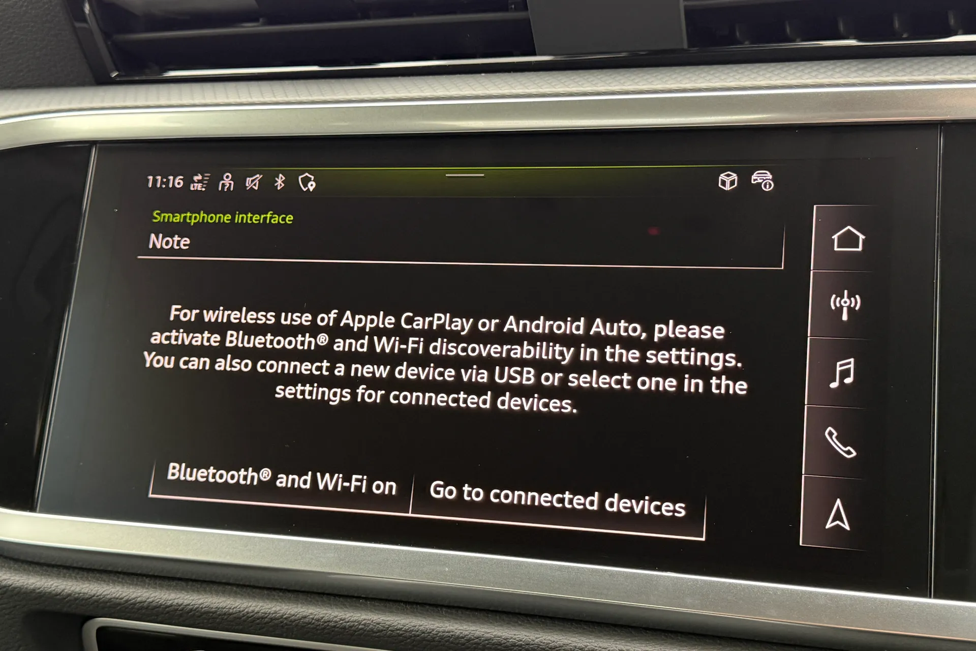 Audi Q3 thumbnail image number 10