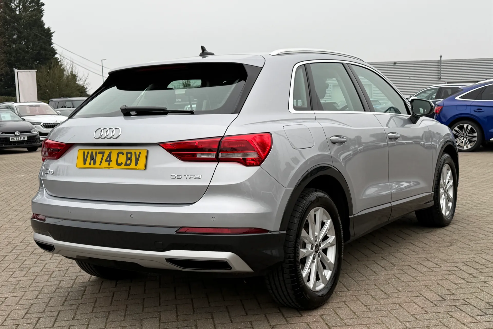 Audi Q3 thumbnail image number 28