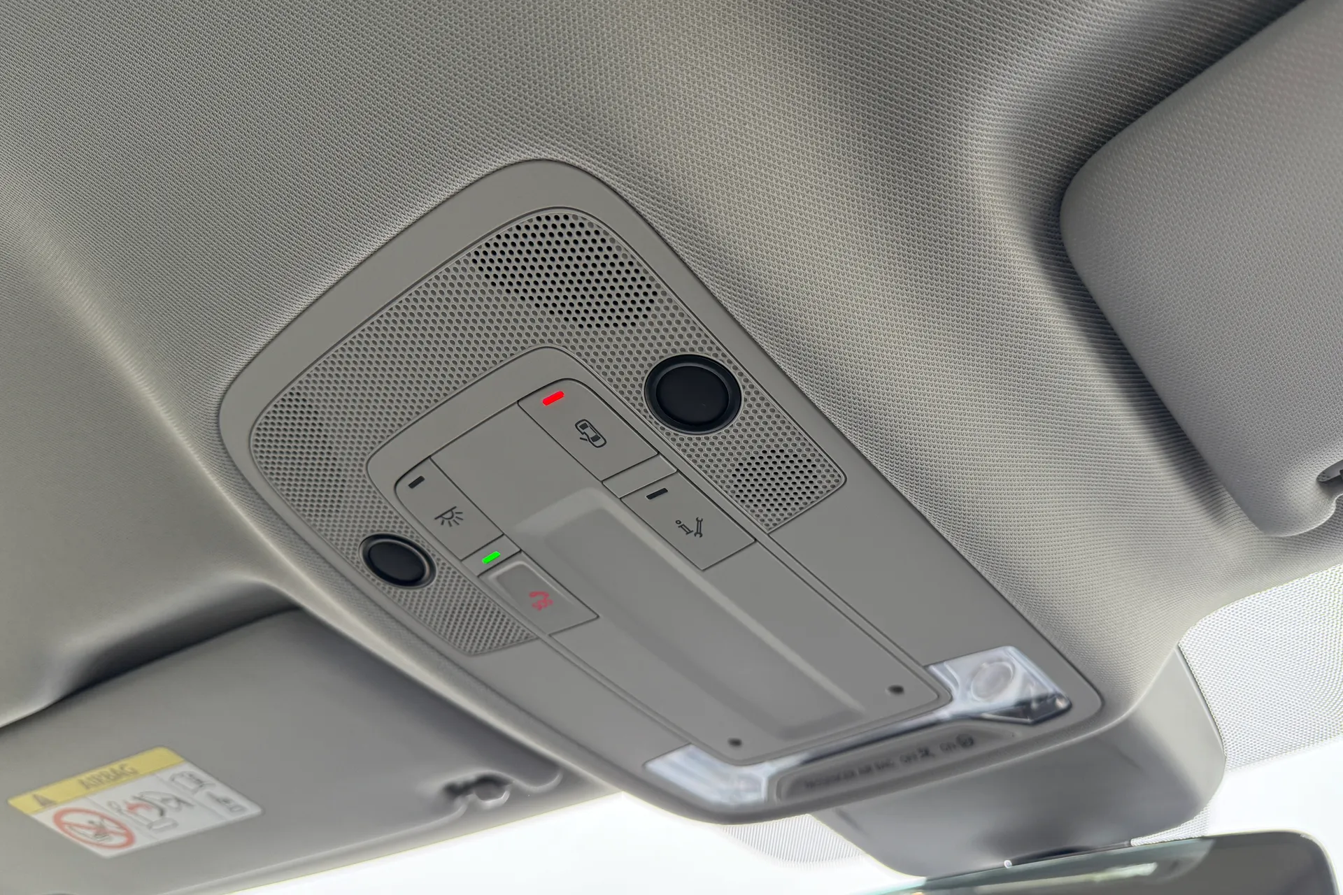 Audi Q3 thumbnail image number 17