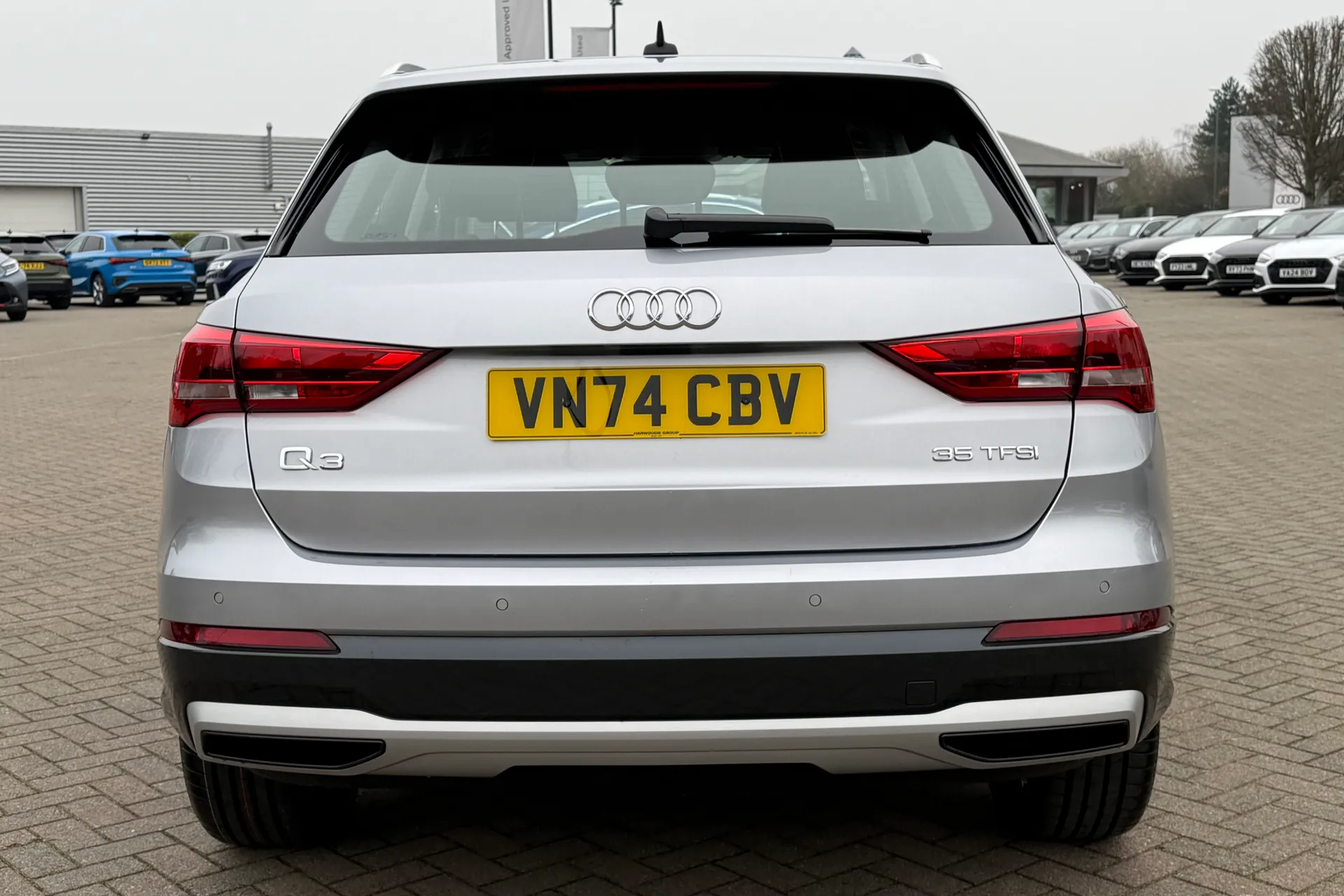 Audi Q3 thumbnail image number 29