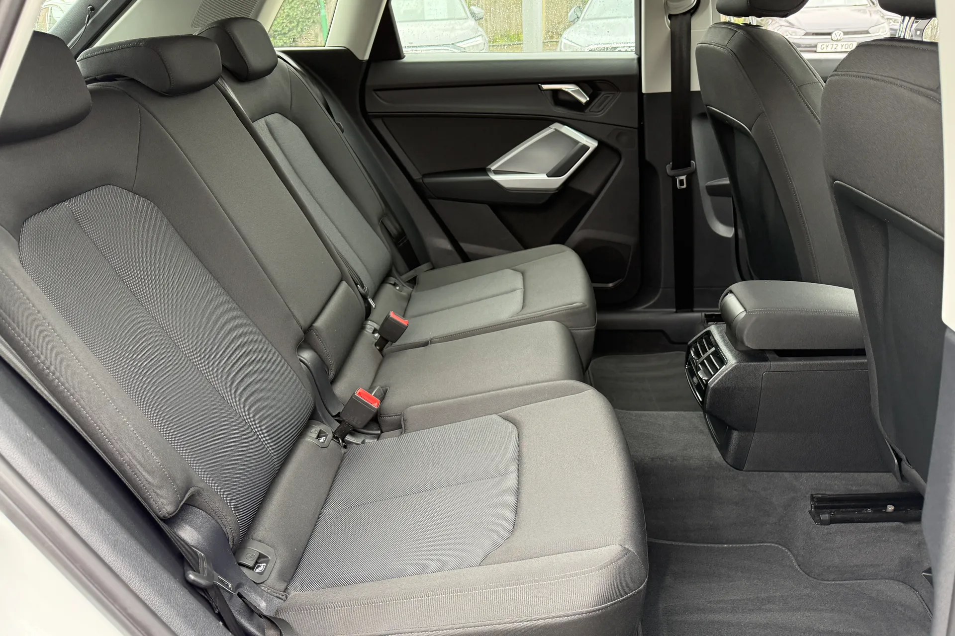 Audi Q3 thumbnail image number 41