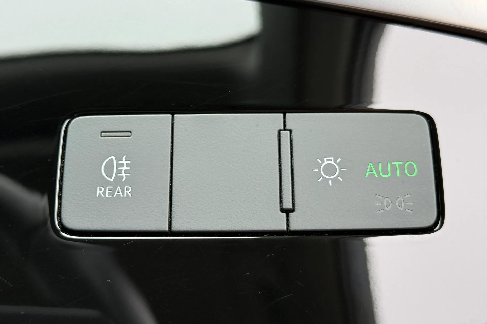 Audi Q3 thumbnail image number 20