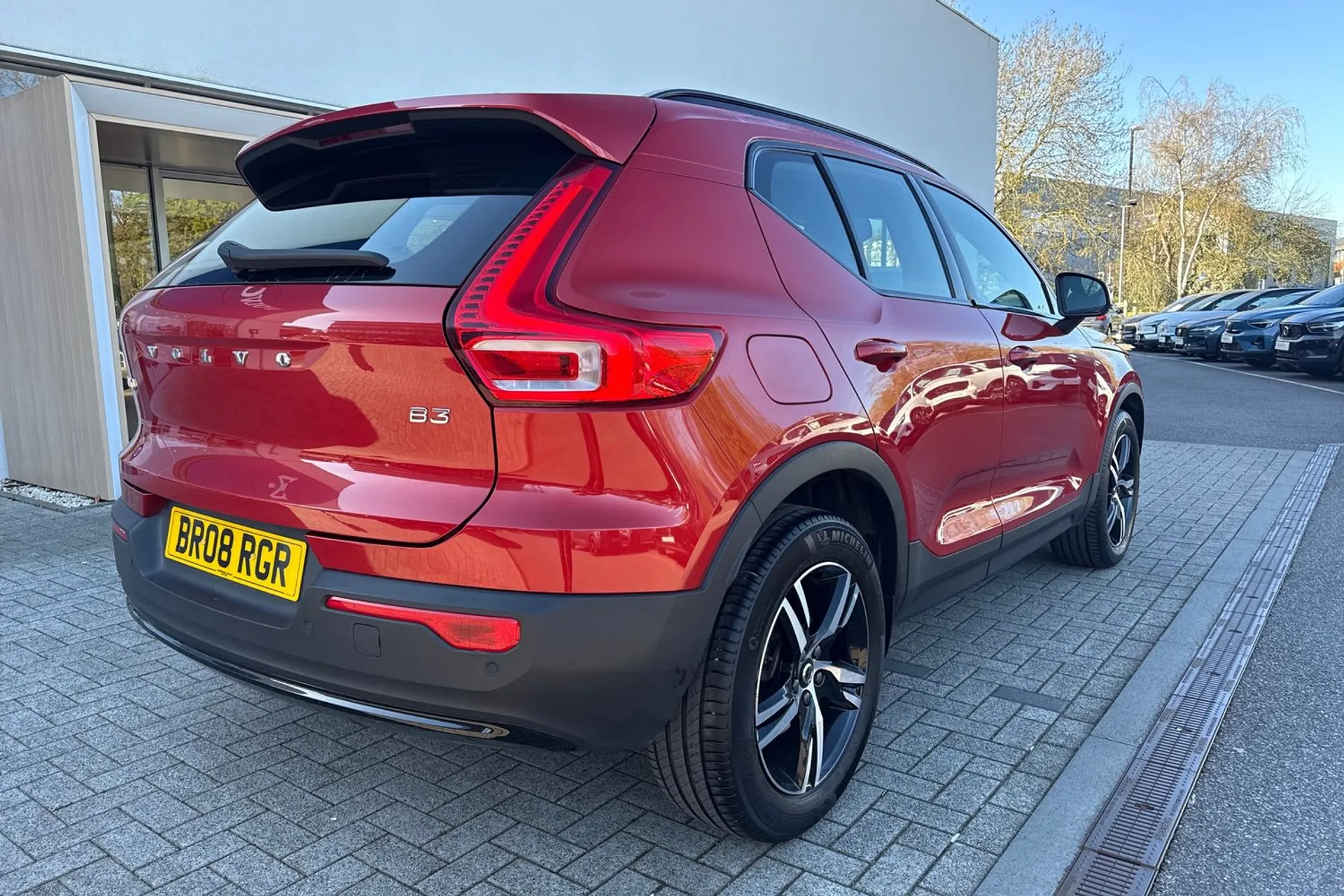 Volvo XC40 thumbnail image number 7