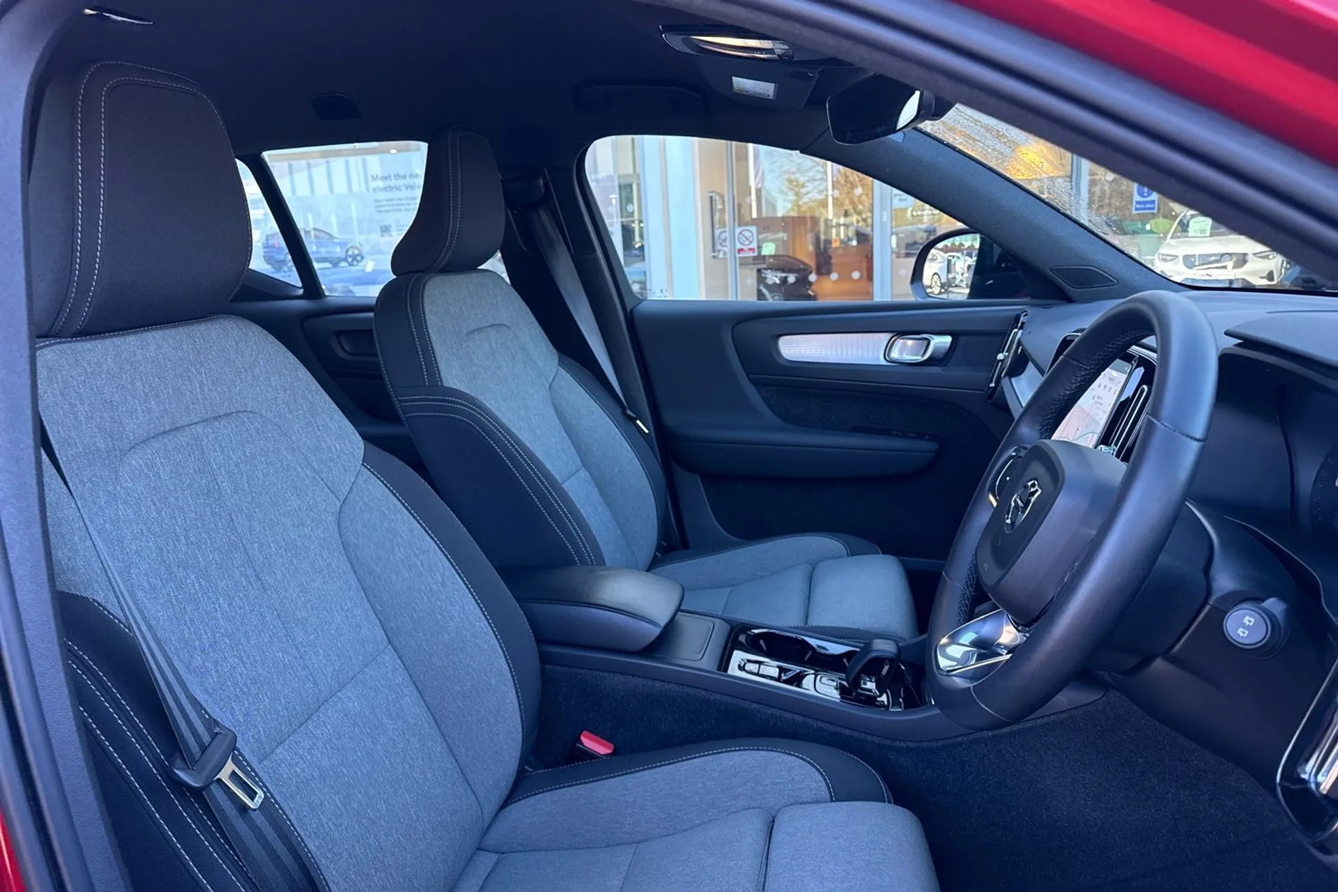 Volvo XC40 thumbnail image number 26