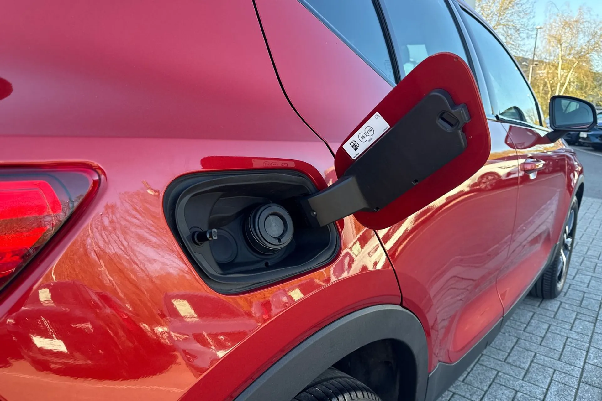 Volvo XC40 thumbnail image number 18