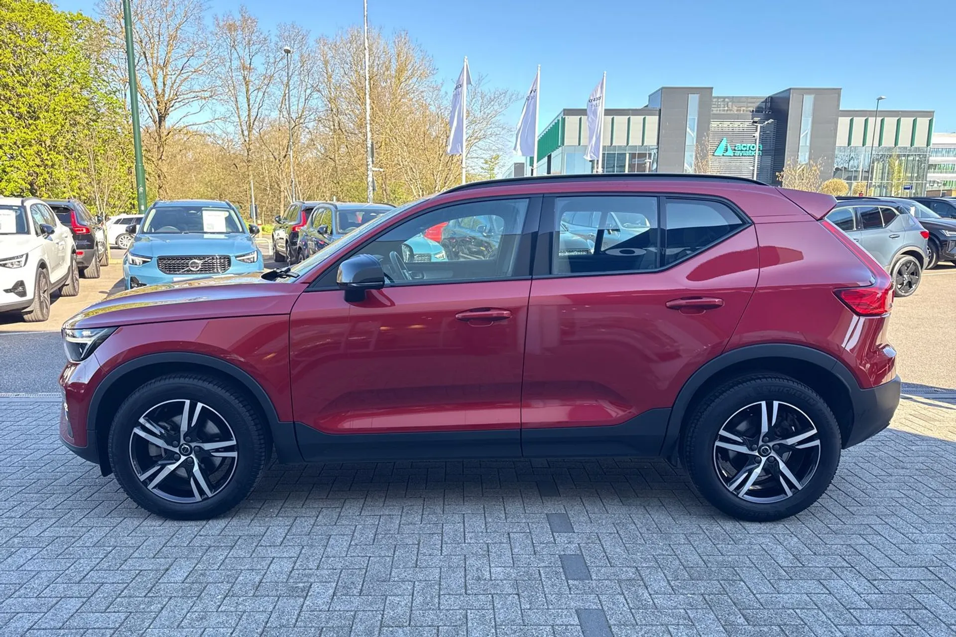 Volvo XC40 thumbnail image number 10