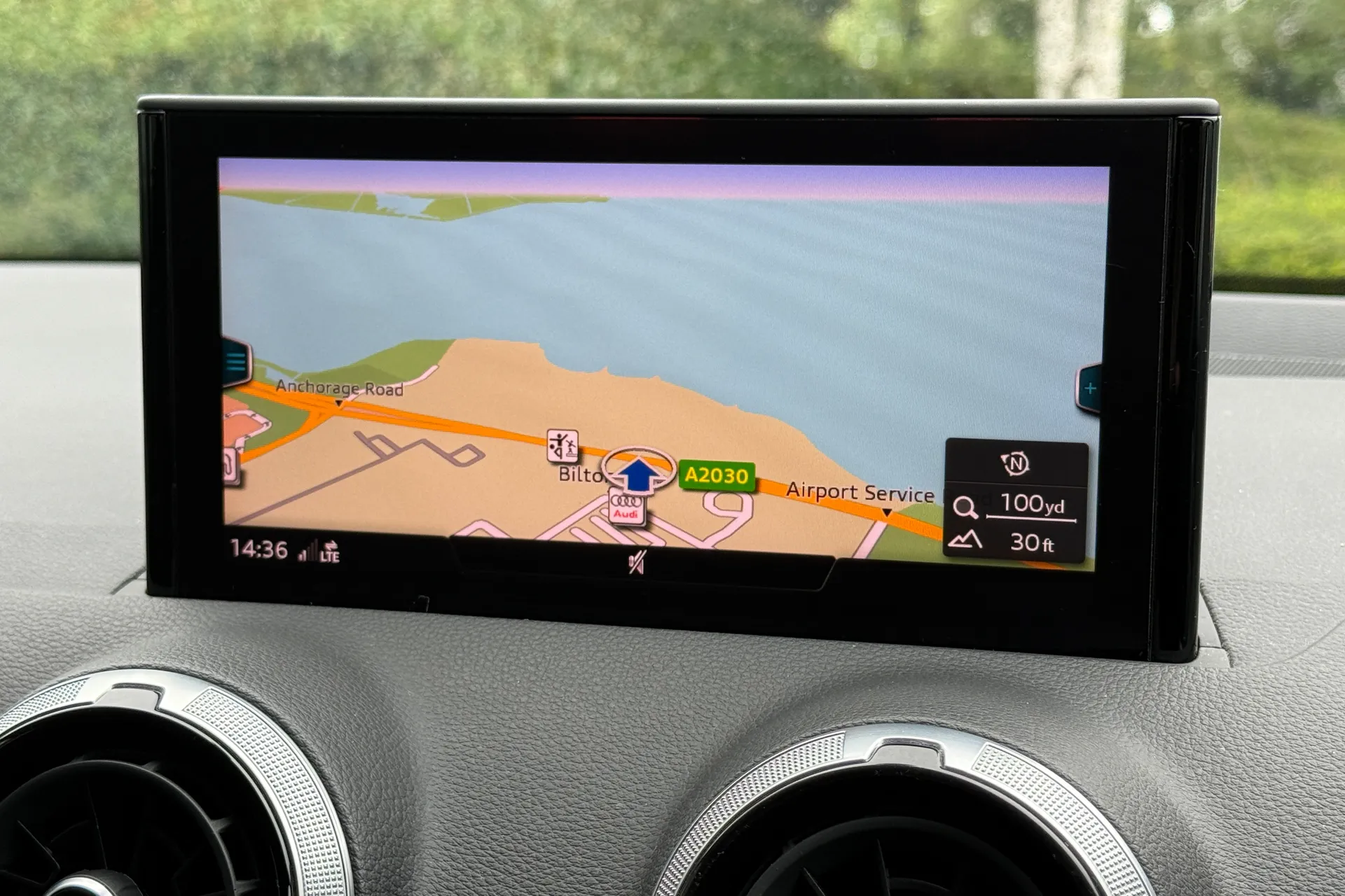 Audi Q2 thumbnail image number 3