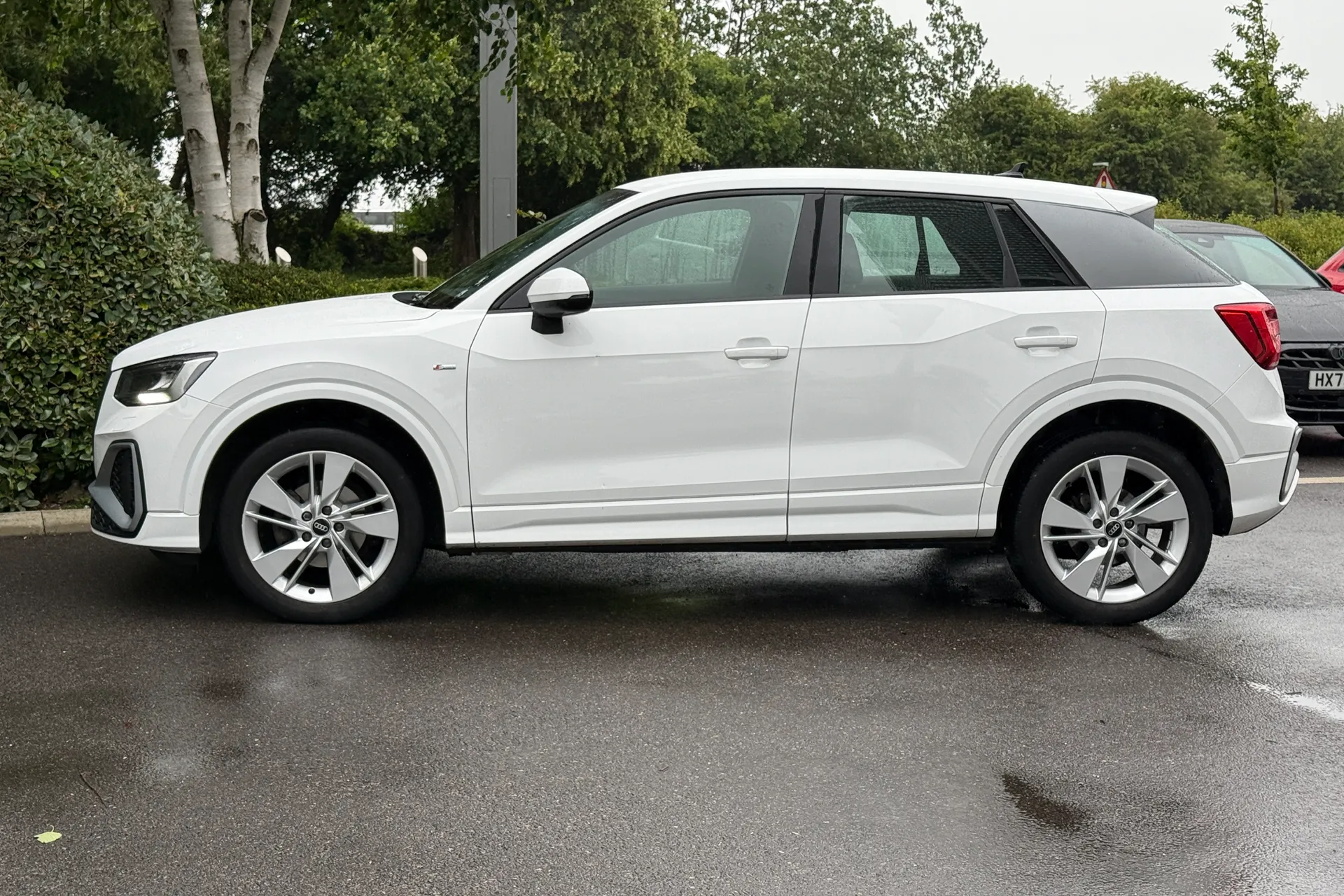 Audi Q2 thumbnail image number 32