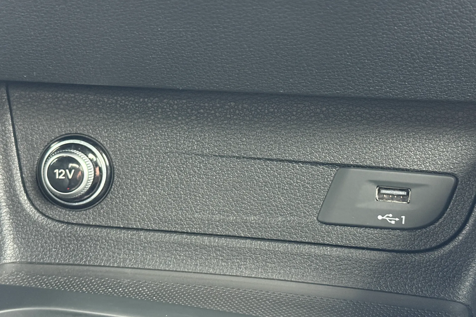 Audi Q2 thumbnail image number 47