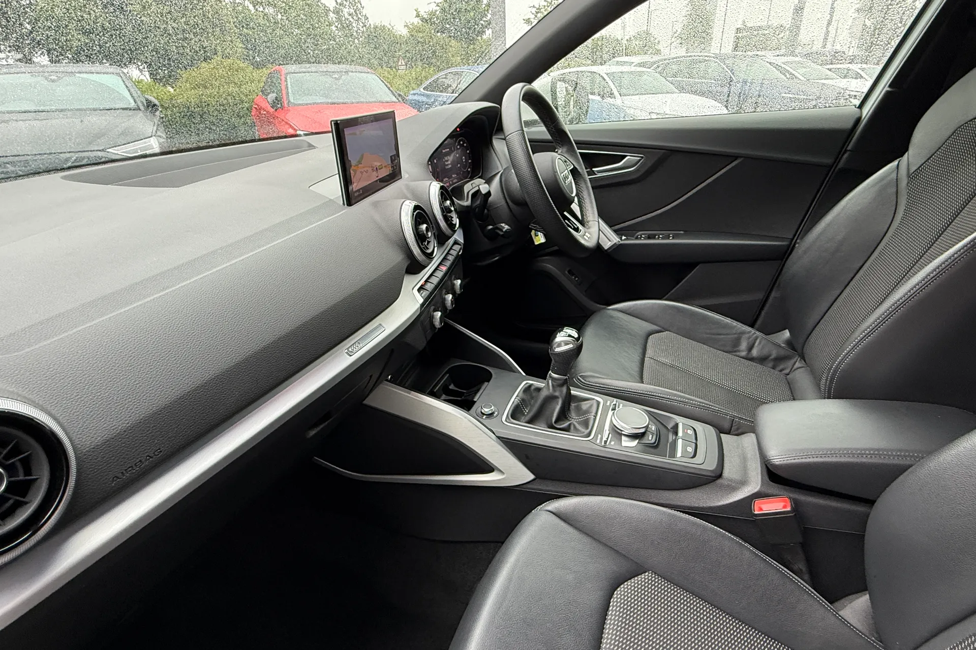 Audi Q2 thumbnail image number 22