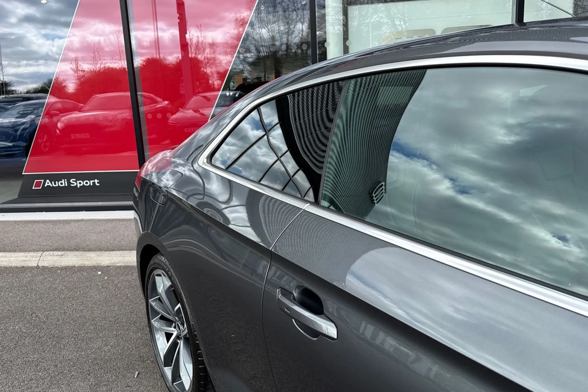 Audi A5 thumbnail image number 21