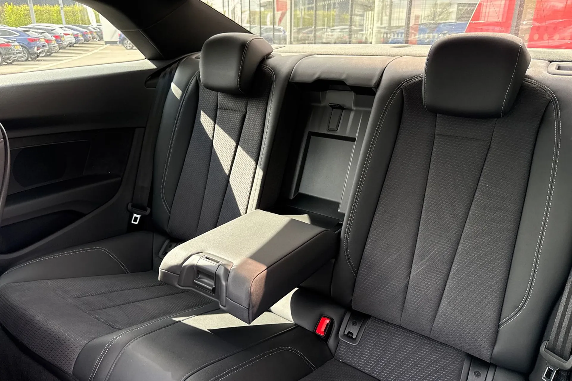 Audi A5 thumbnail image number 31