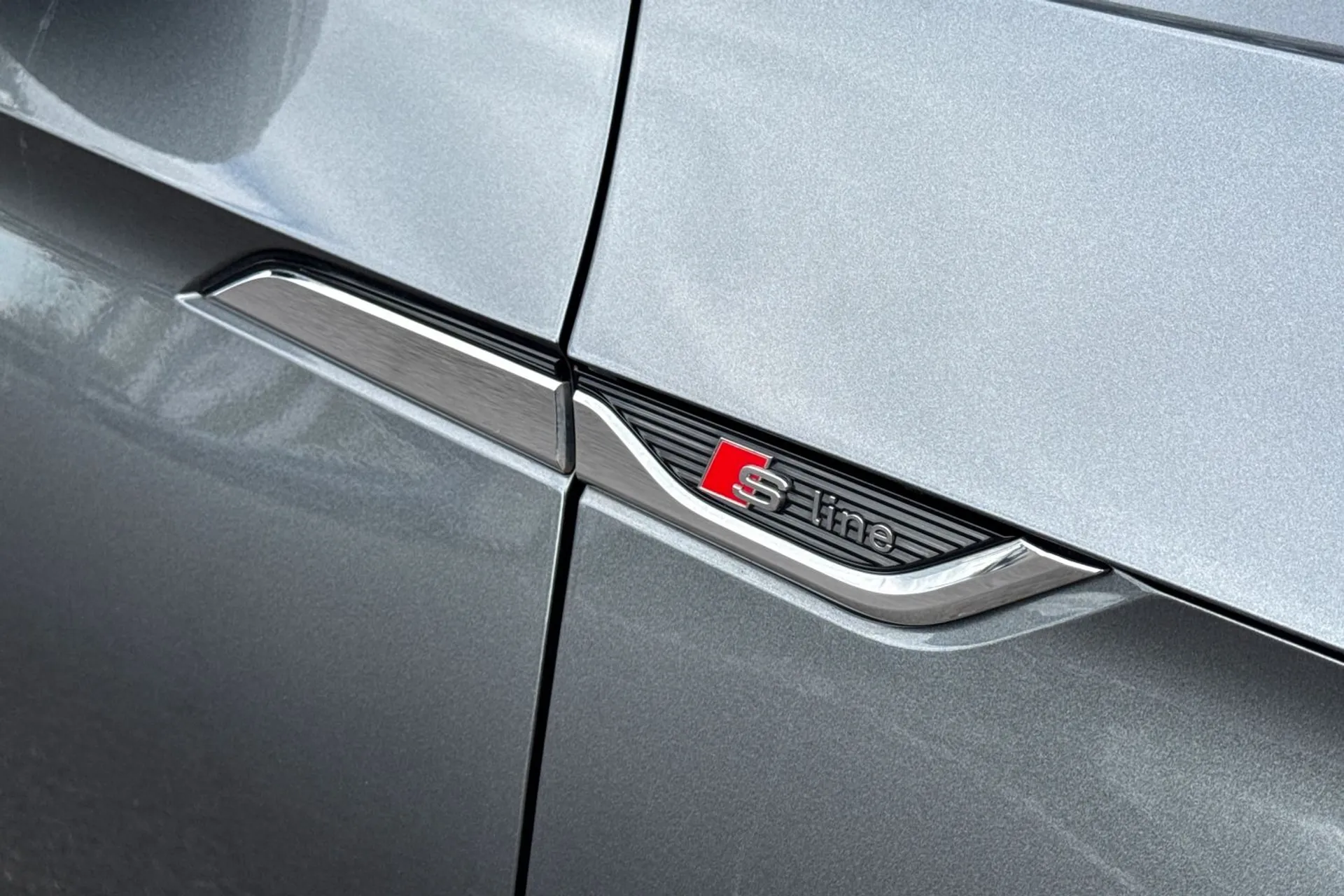 Audi A5 thumbnail image number 25