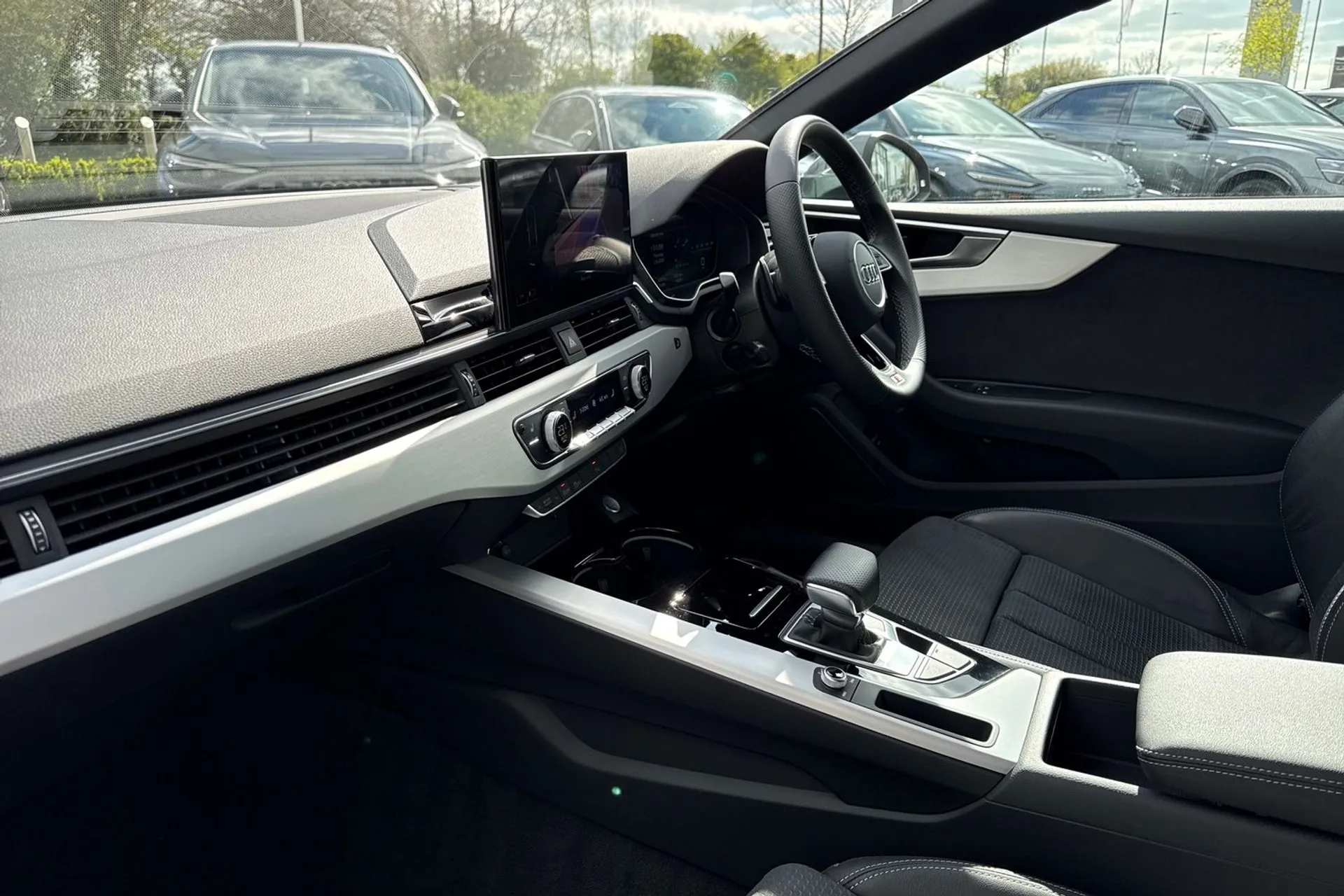 Audi A5 thumbnail image number 24