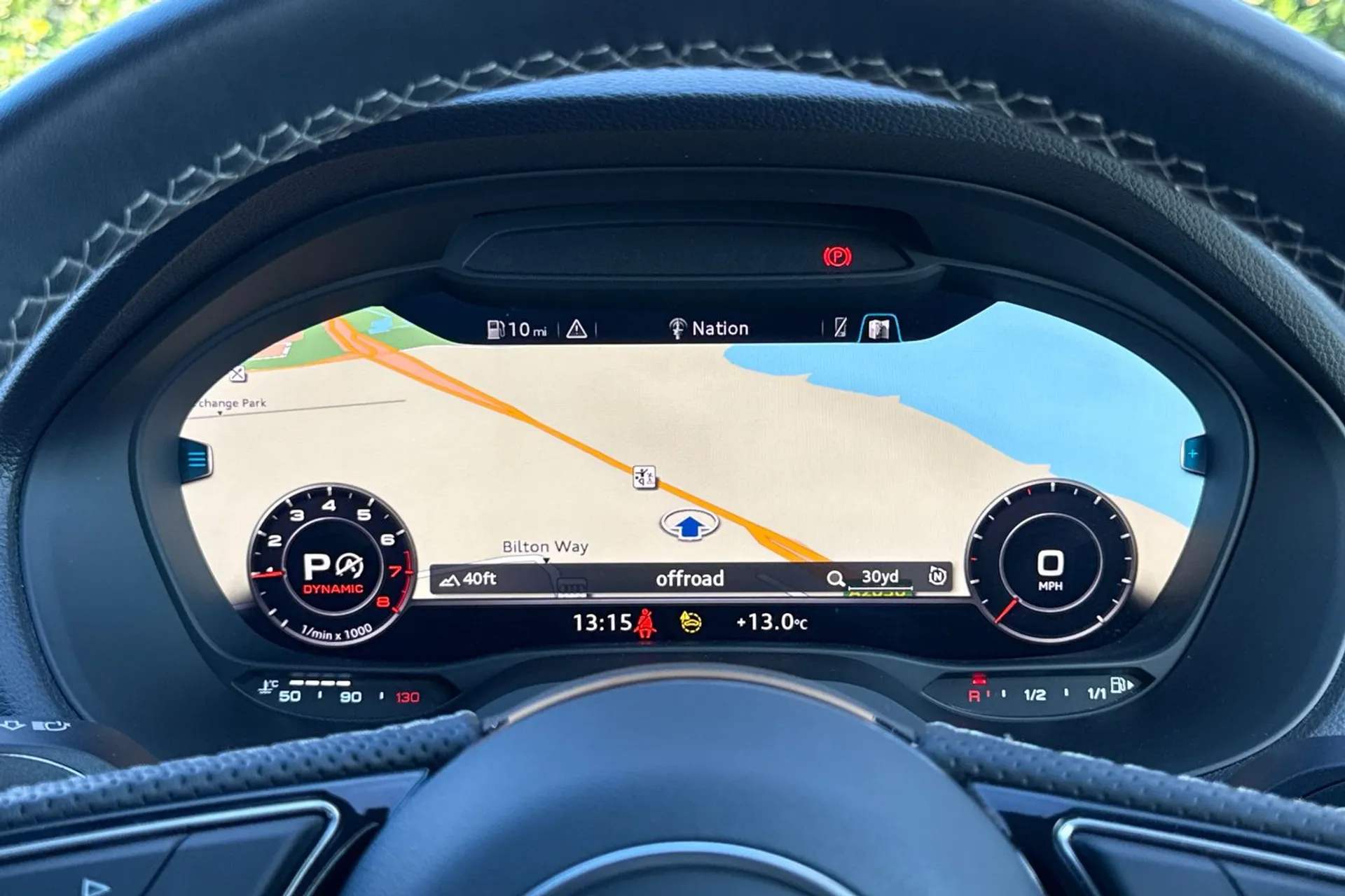 Audi Q2 thumbnail image number 6