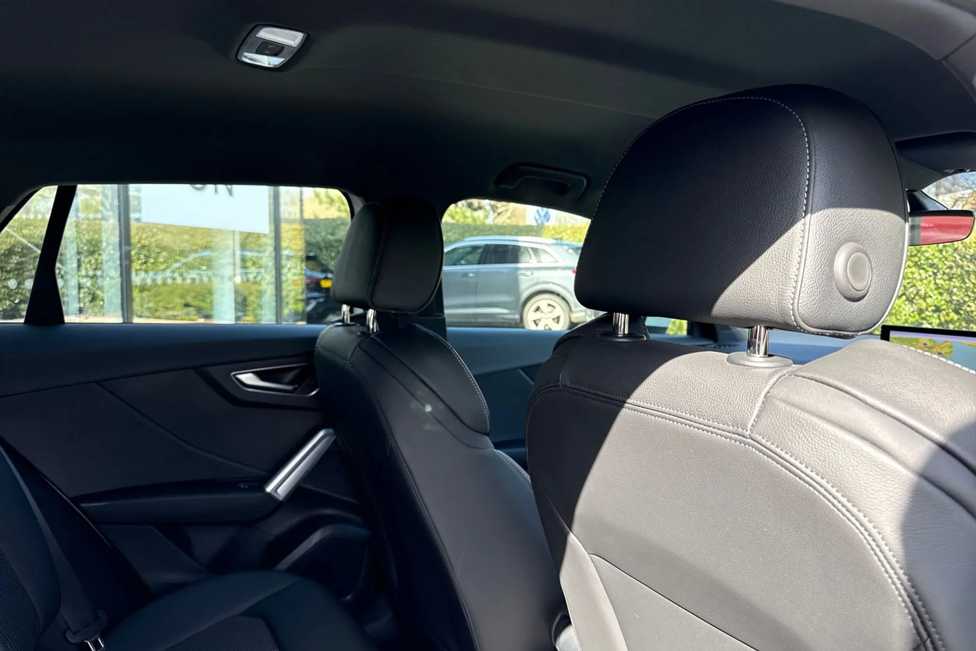 Audi Q2 thumbnail image number 39