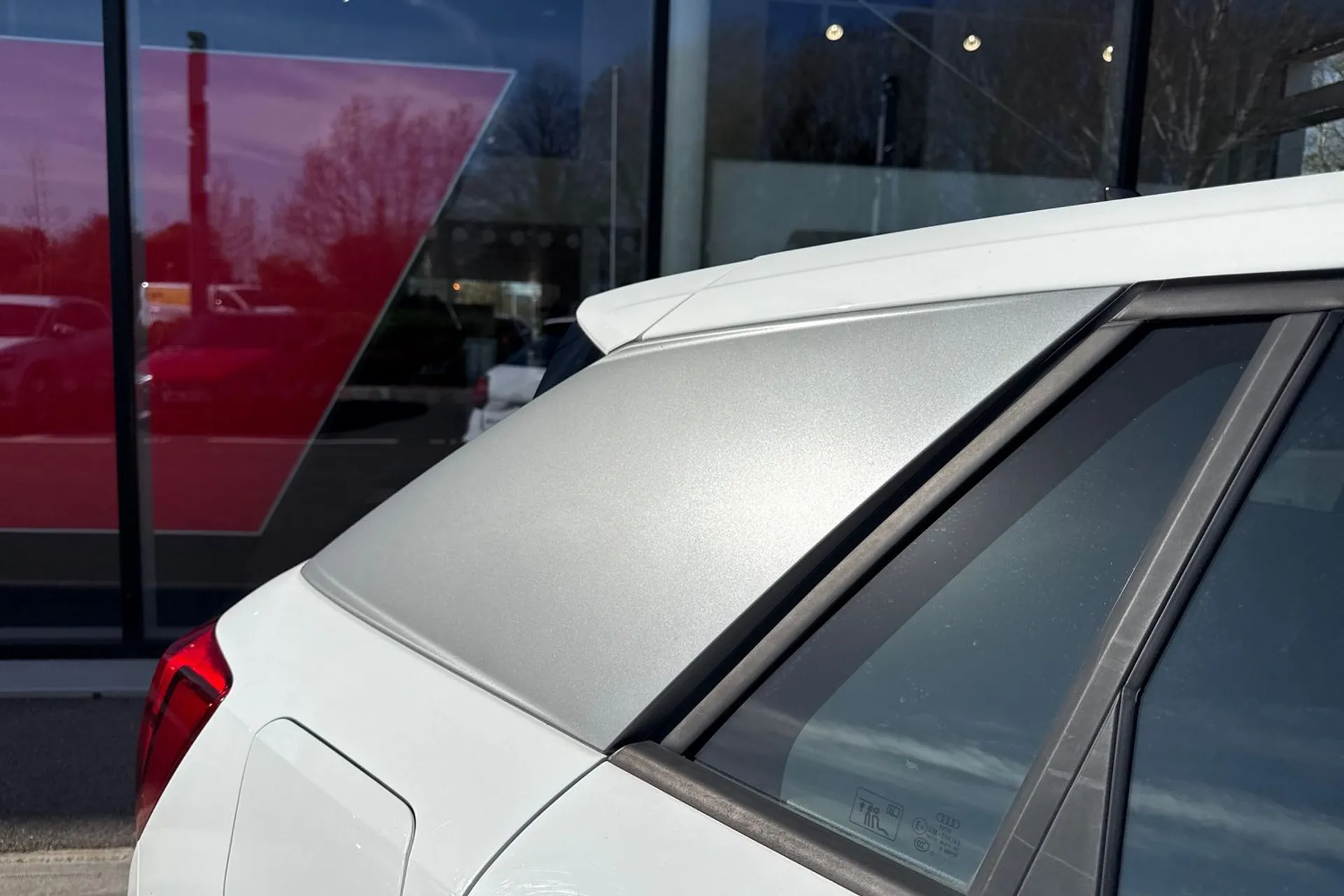 Audi Q2 thumbnail image number 30