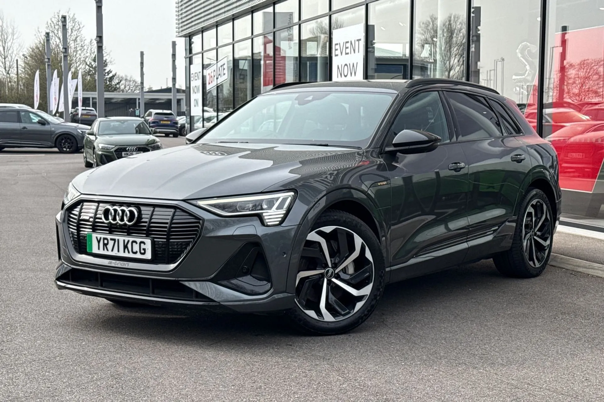 Audi e-tron thumbnail image number 5