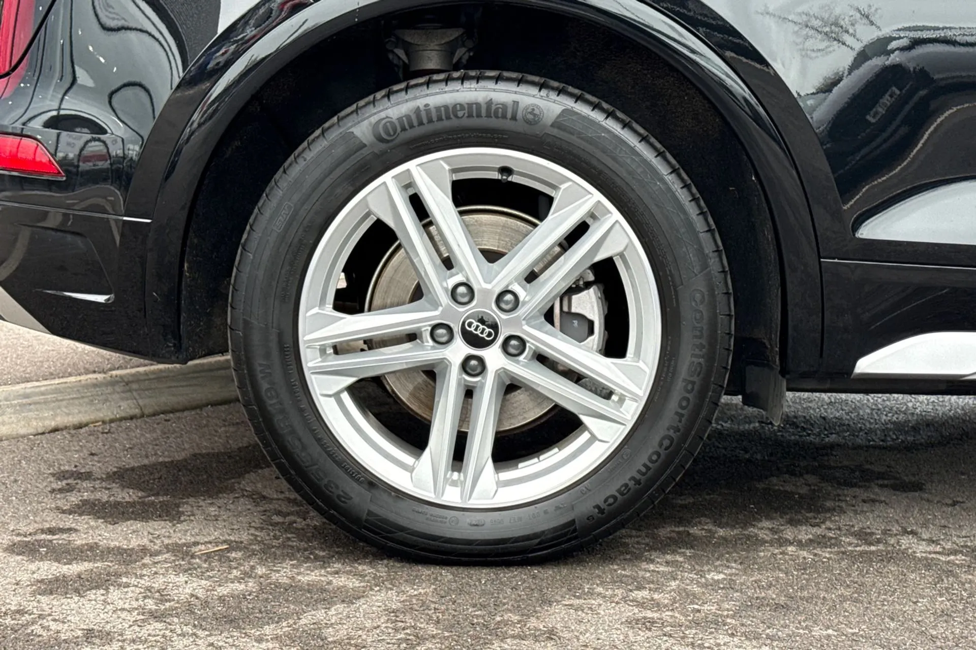Audi Q5 thumbnail image number 22