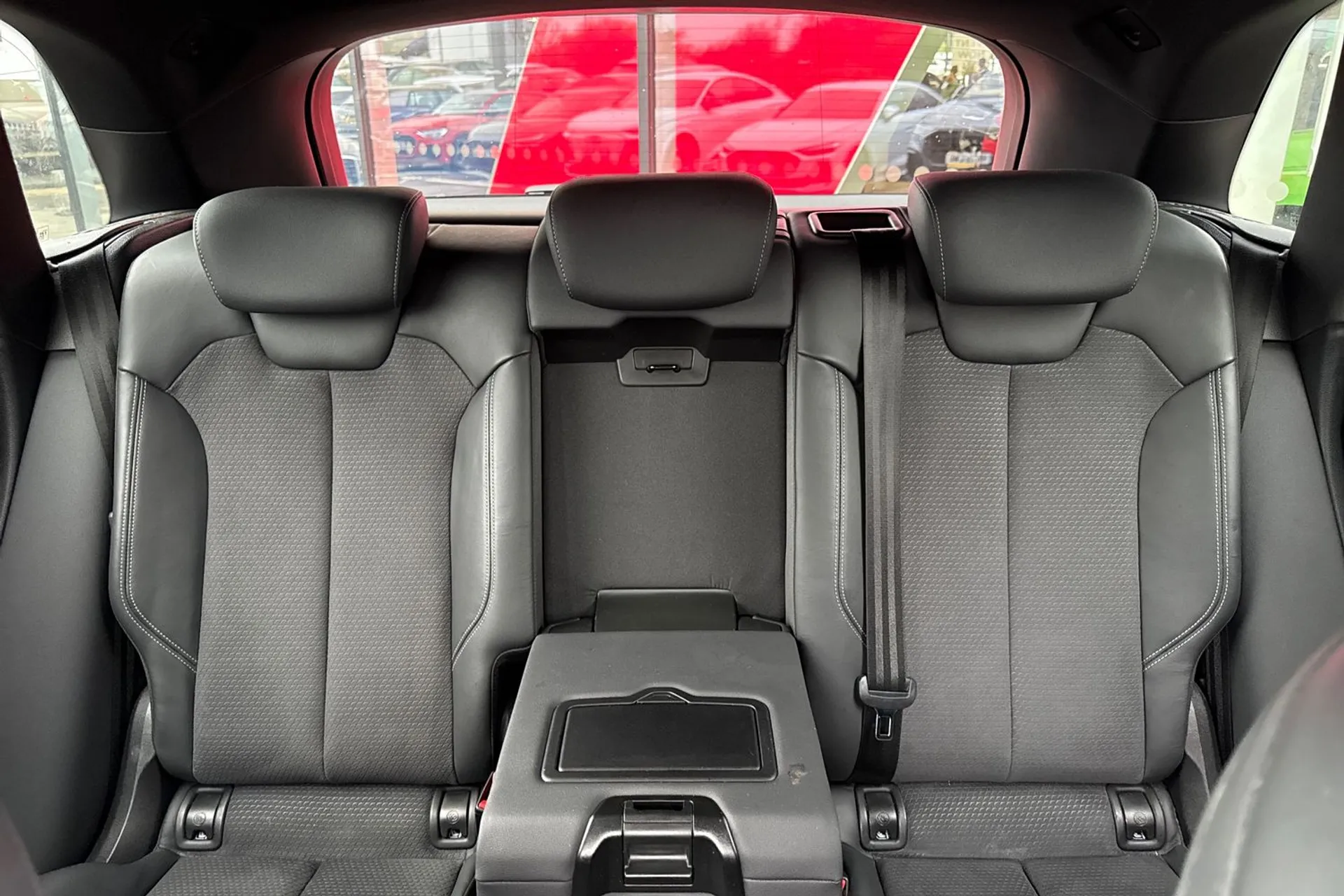 Audi Q5 thumbnail image number 41