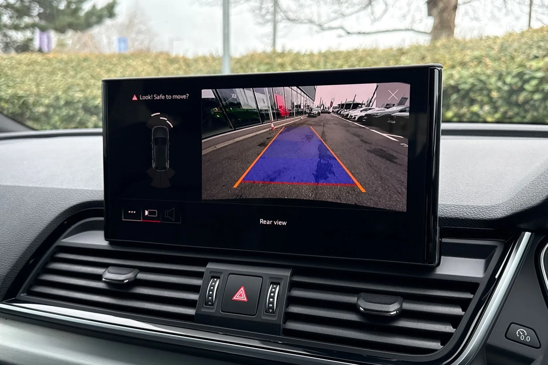 Audi Q5 thumbnail image number 4