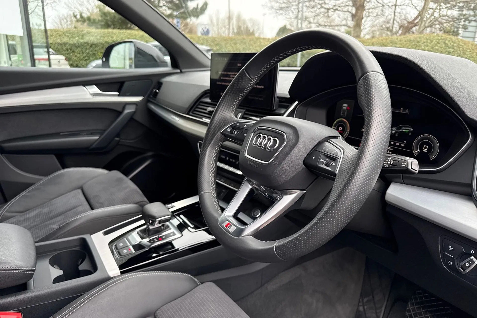 Audi Q5 thumbnail image number 23