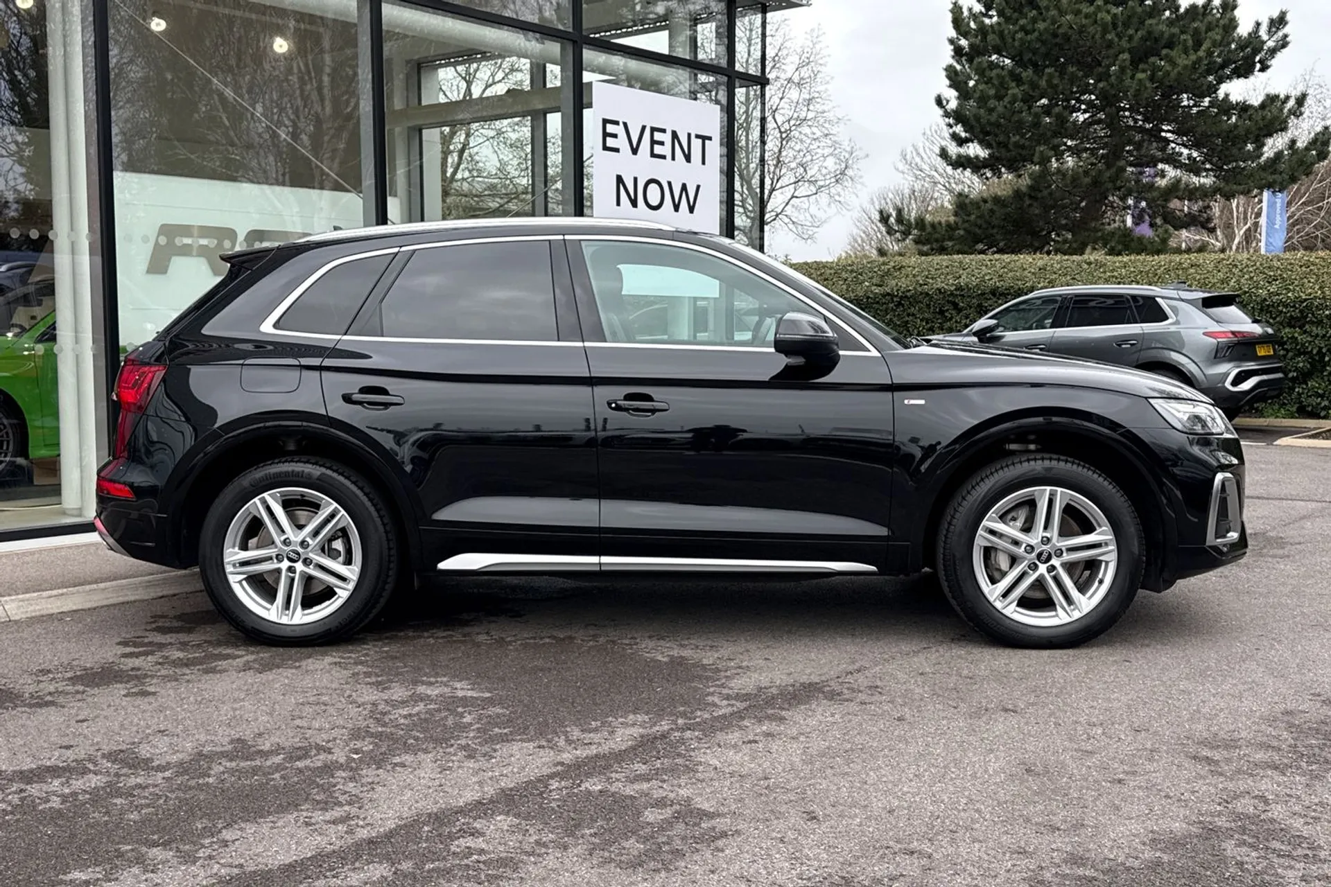 Audi Q5 thumbnail image number 2