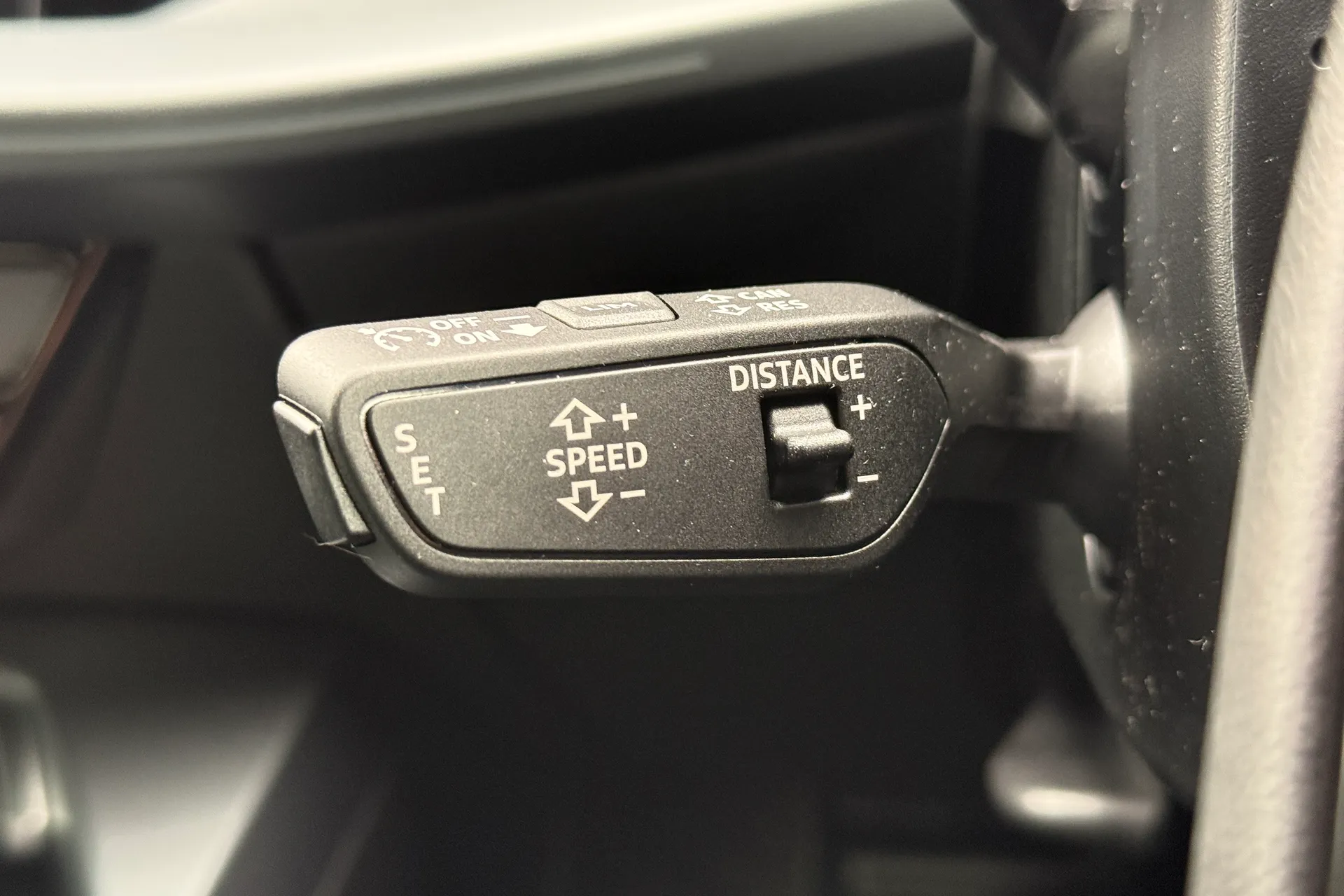 Audi RS3 thumbnail image number 9