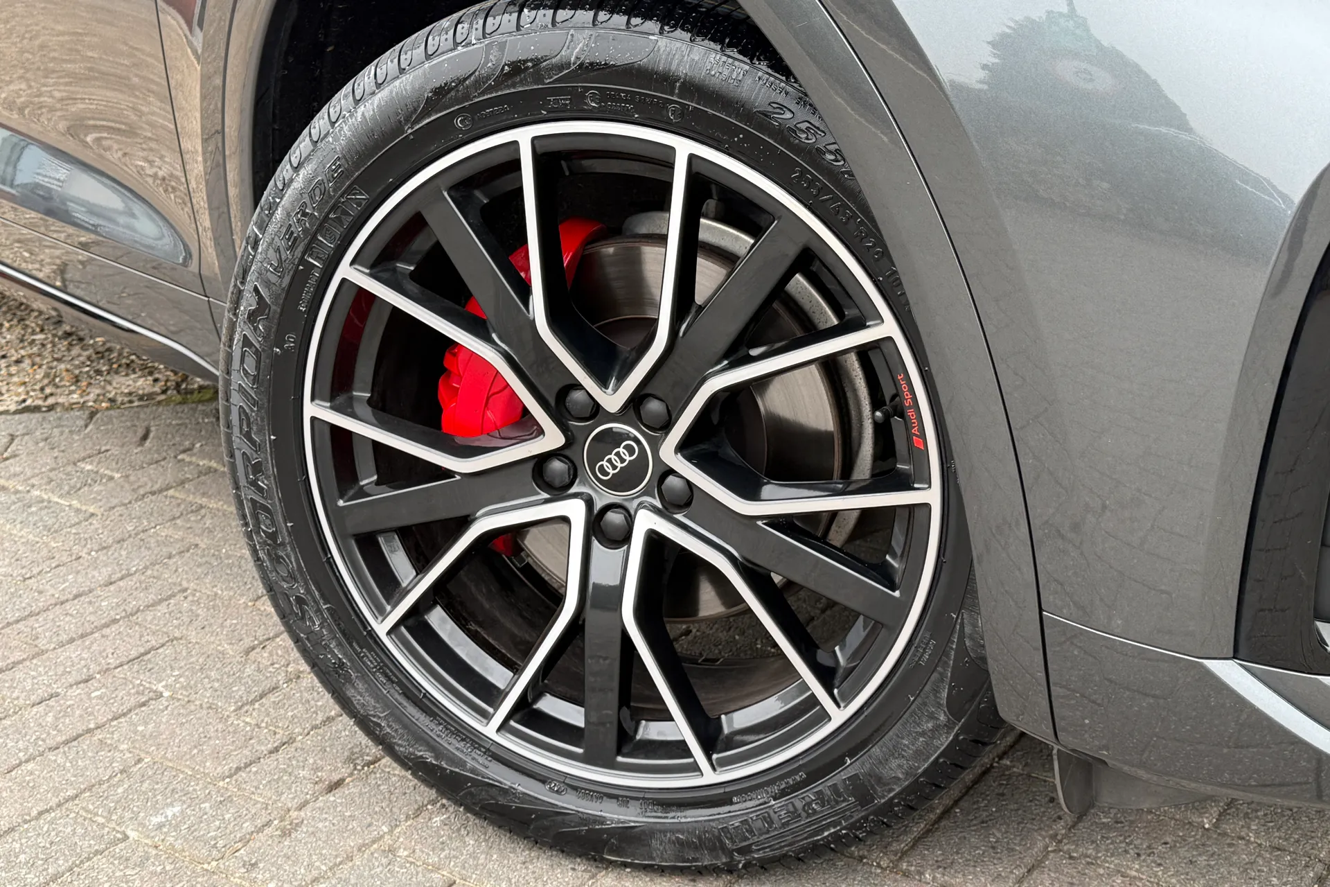 Audi Q5 thumbnail image number 7