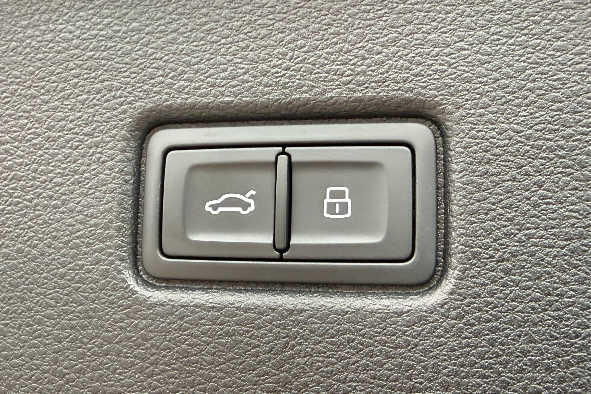 Audi Q5 thumbnail image number 37