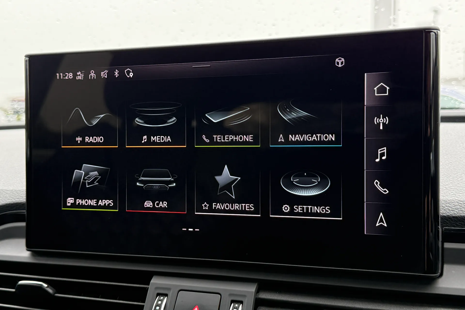 Audi Q5 thumbnail image number 13