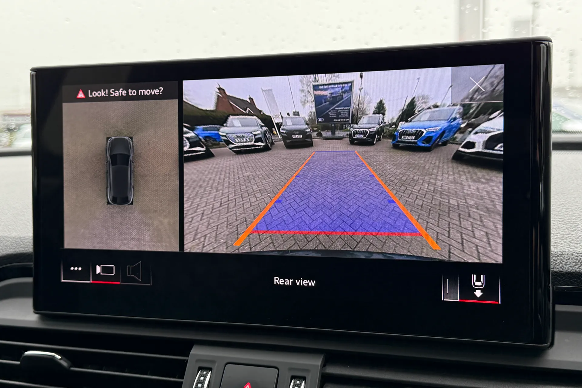 Audi Q5 thumbnail image number 4