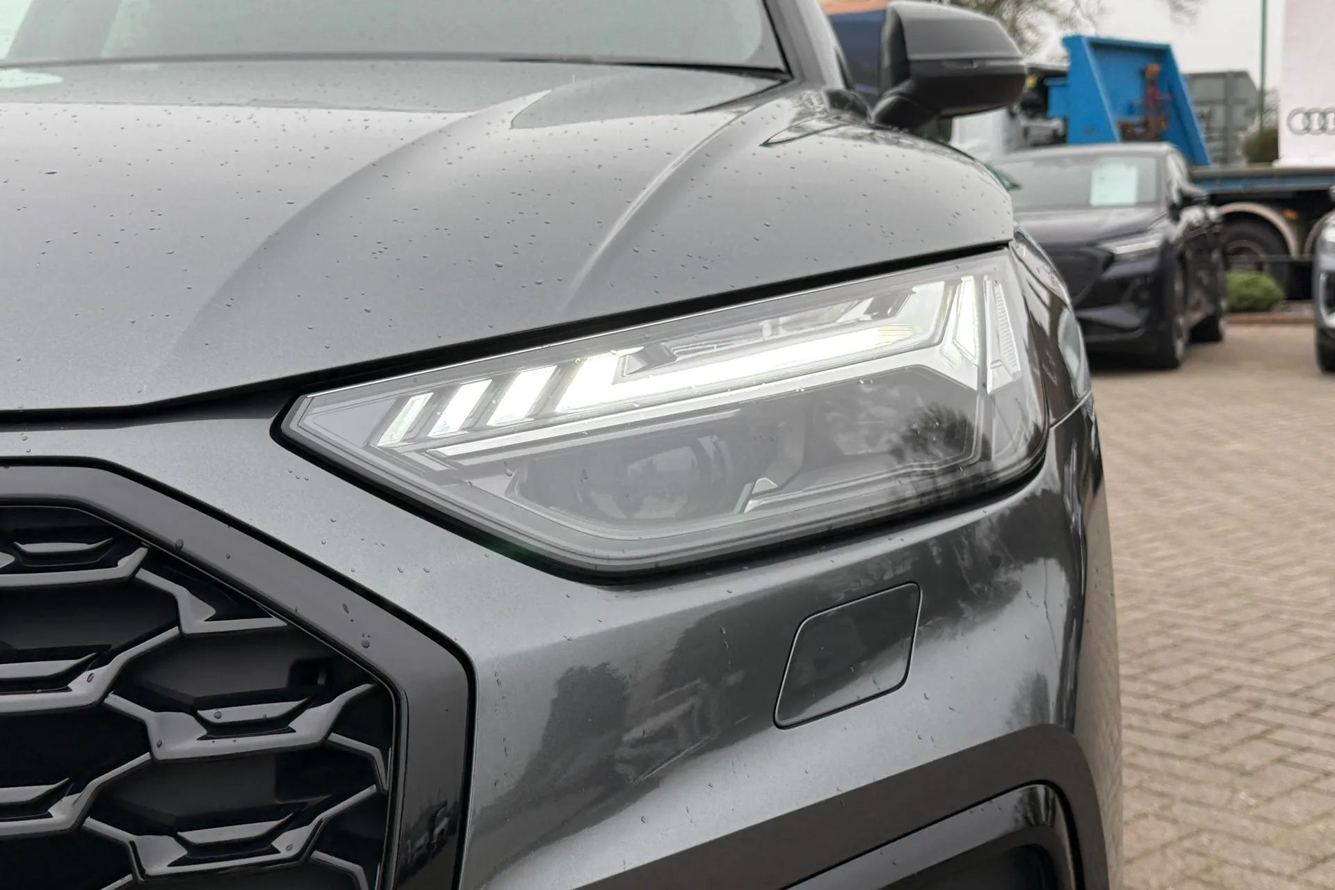 Audi Q5 thumbnail image number 54