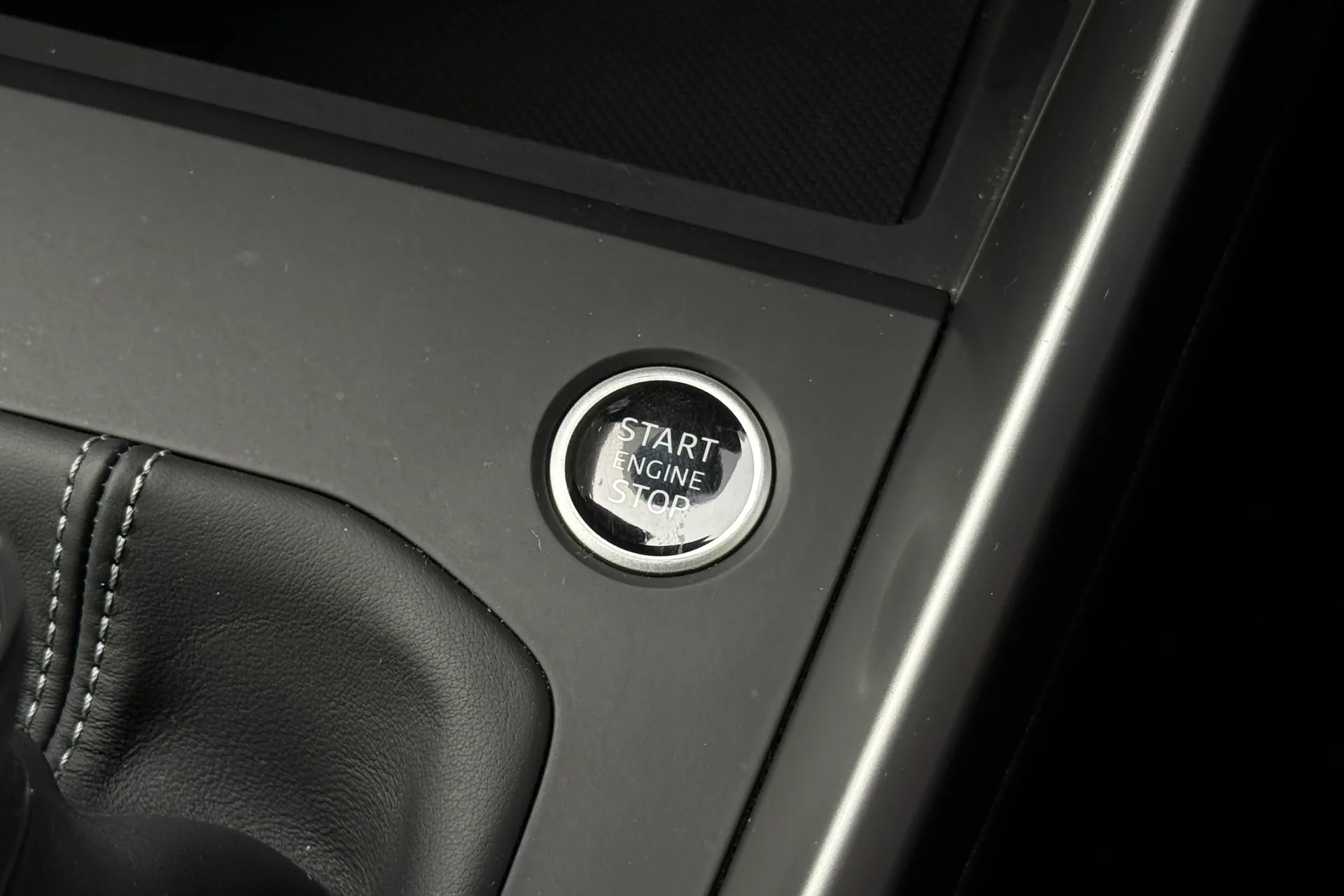 Audi A3 thumbnail image number 28