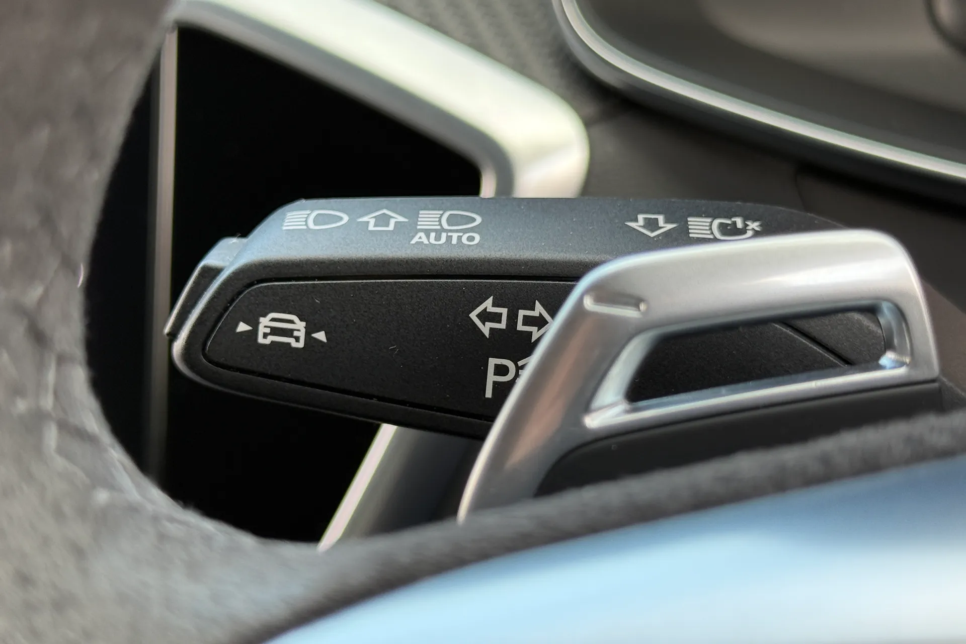 Audi RS6 thumbnail image number 24