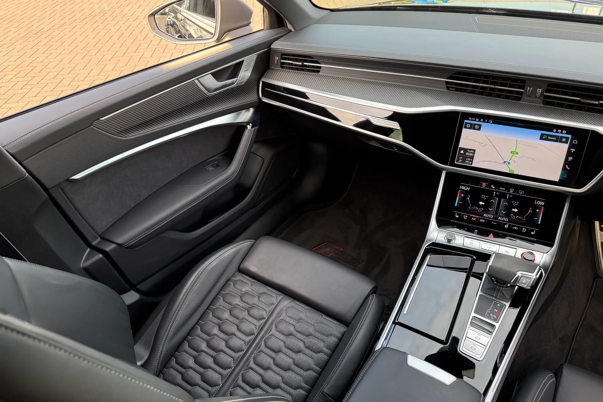 Audi RS6 thumbnail image number 45