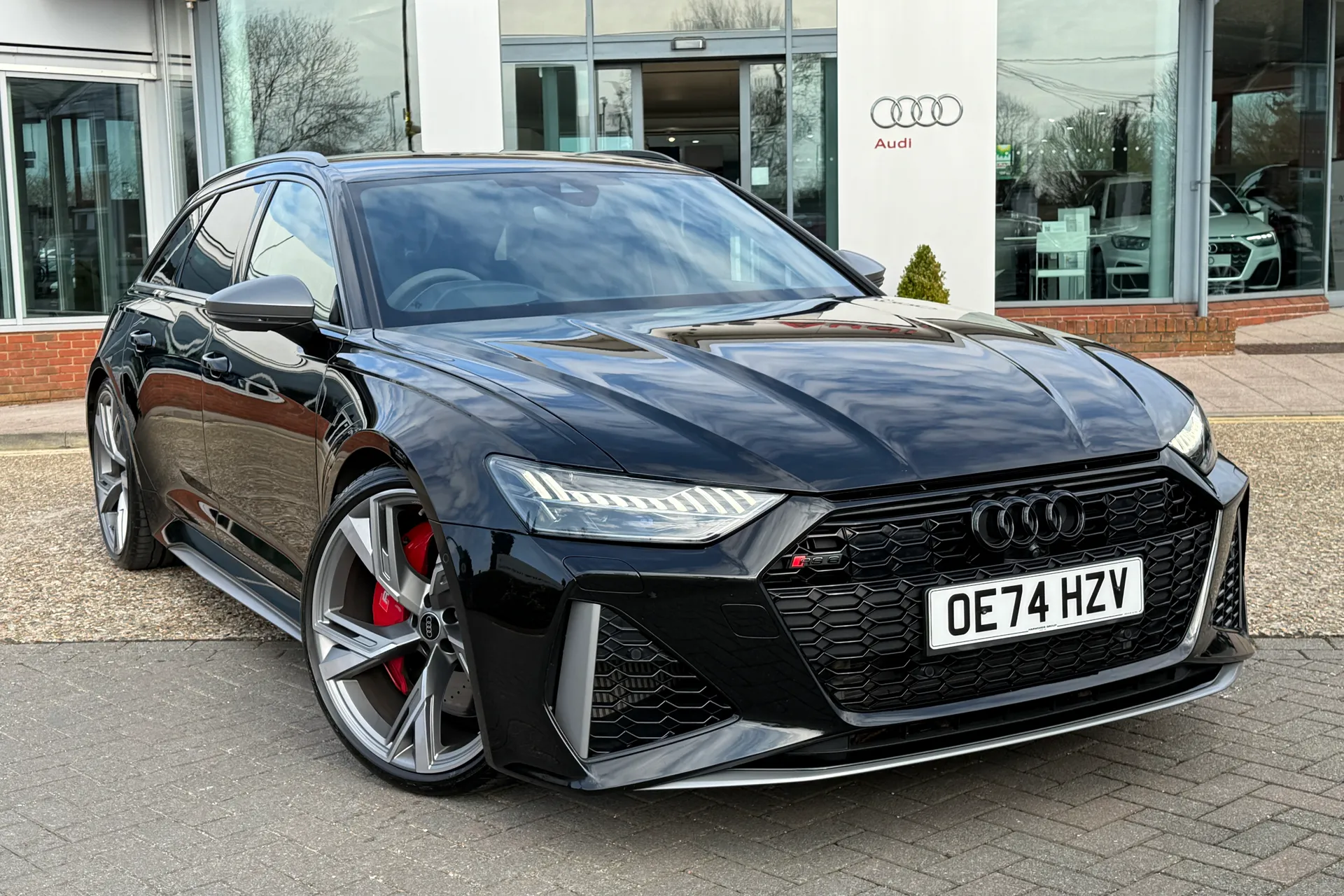 Audi RS6 thumbnail image number 30