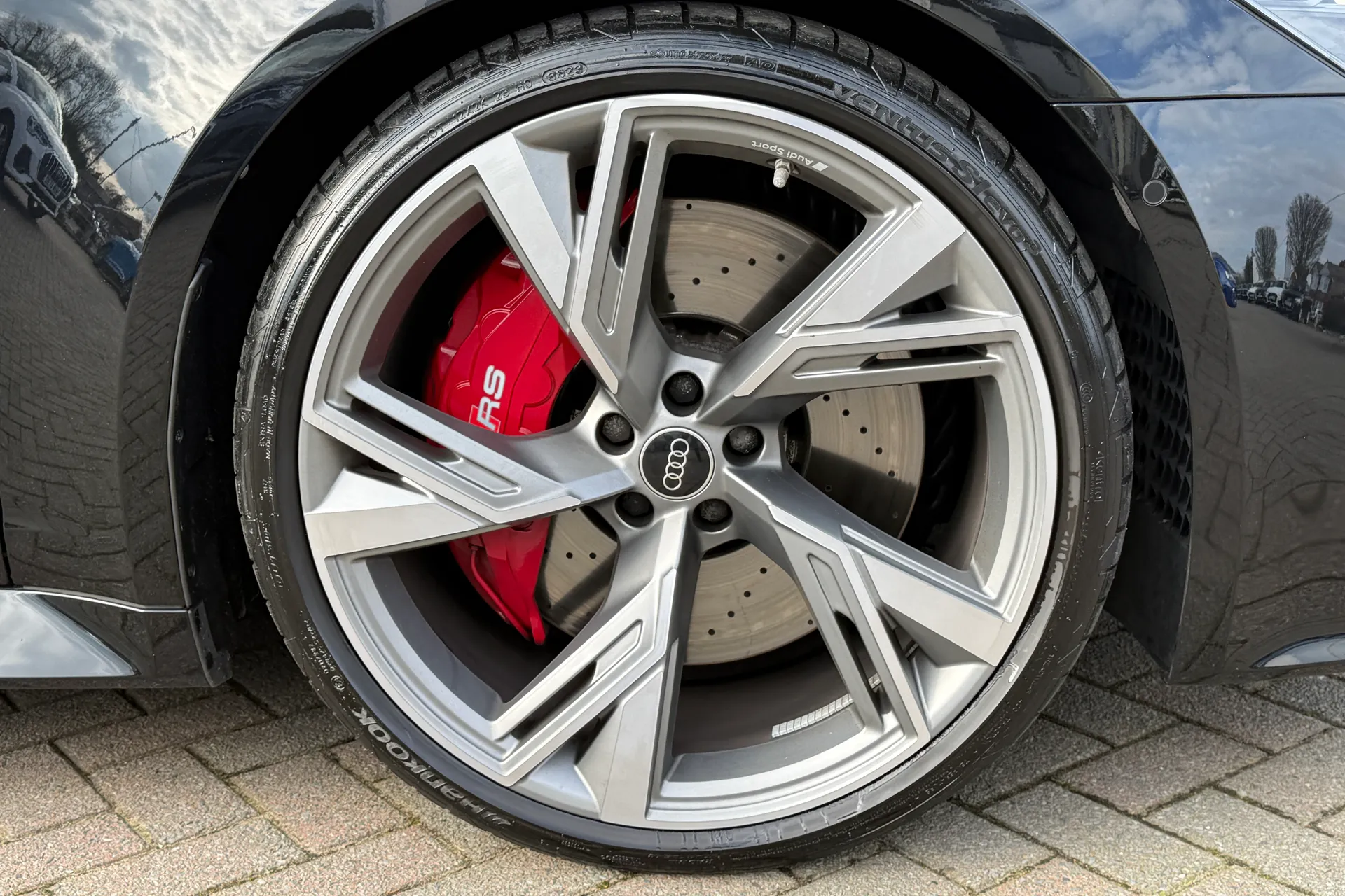 Audi RS6 thumbnail image number 57